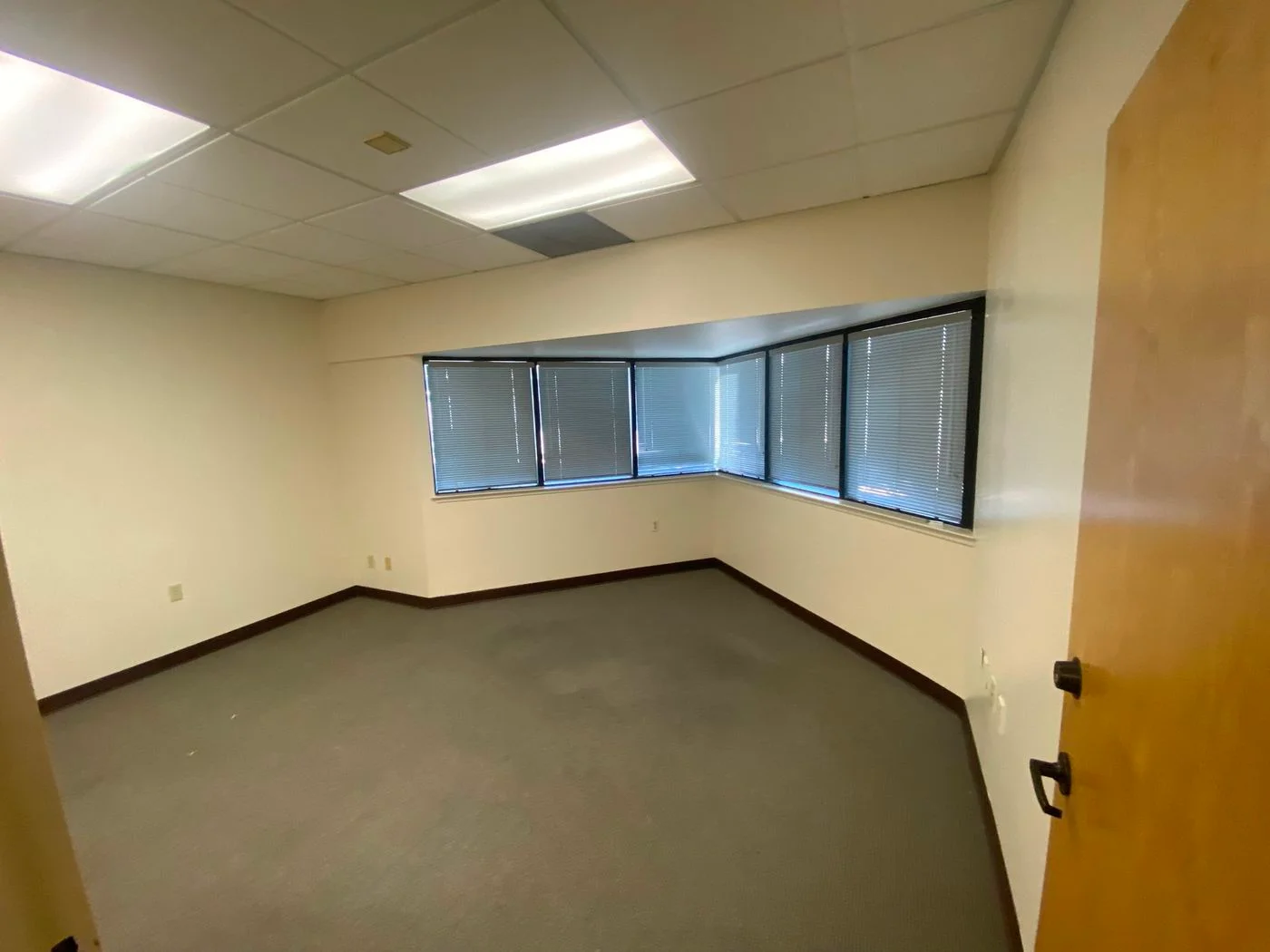 Photo 3 of 775 Sunrise Ave, Roseville, CA 95661