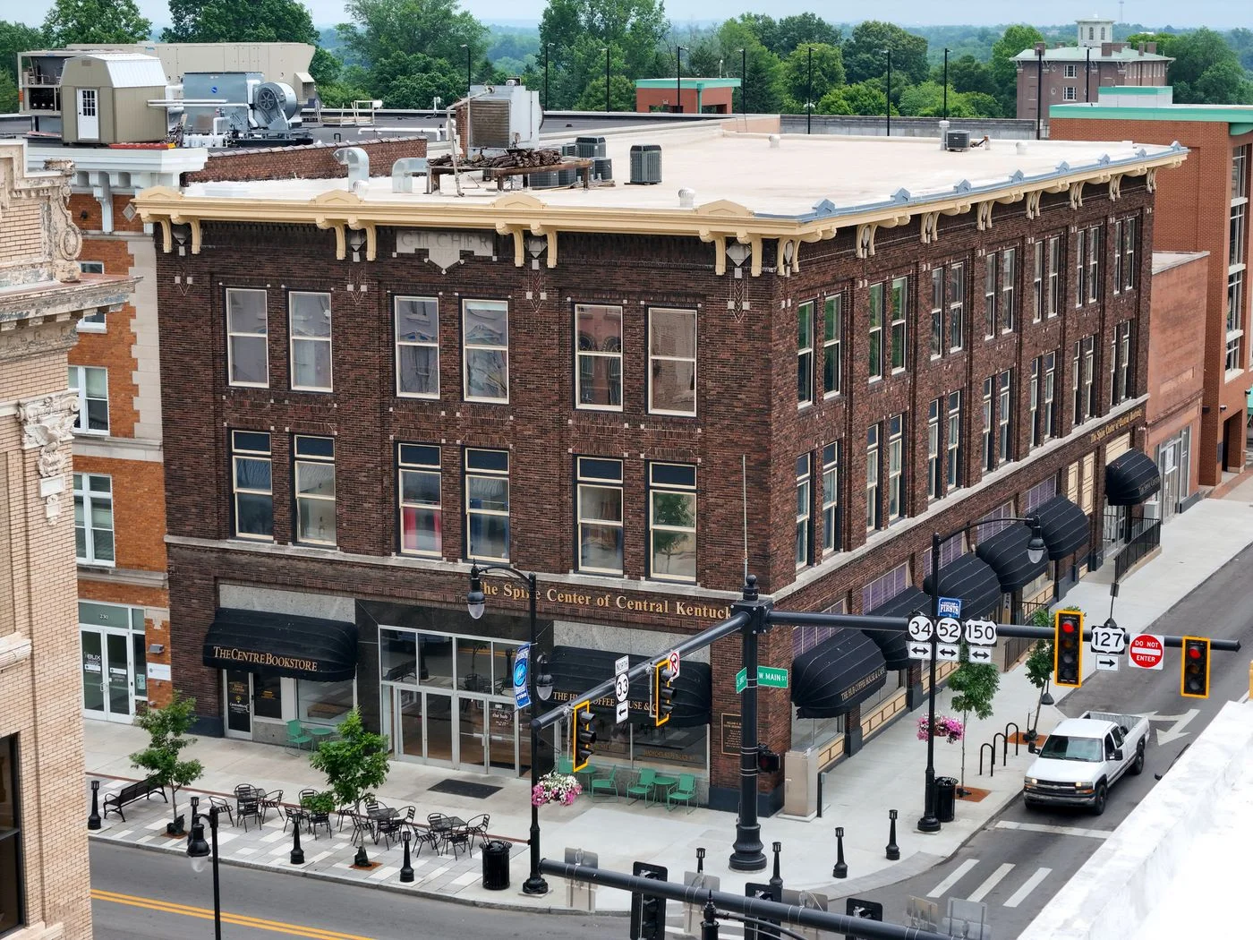 Photo 2 of 236 W Main St, Danville, KY 40422