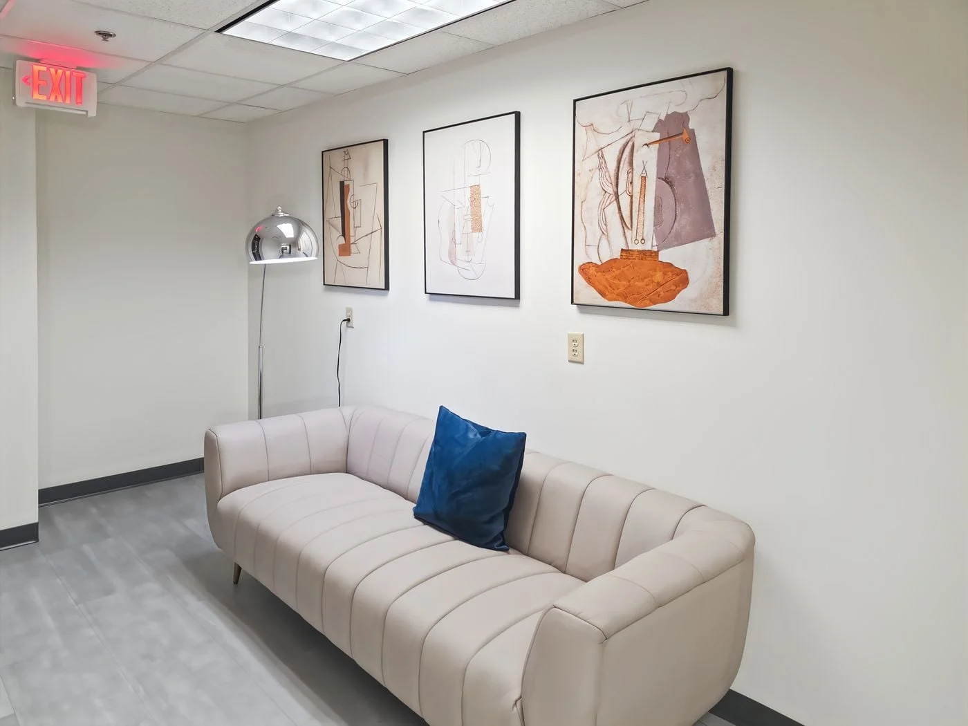 Photo 3 of 140 Stoneridge Drive, Columbia, SC 29210