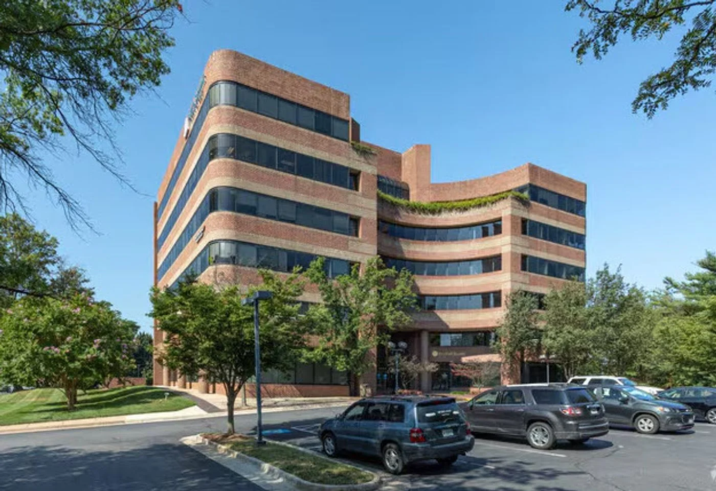 Photo 1 of 3050 Chain Bridge Road, Fairfax, VA 22030