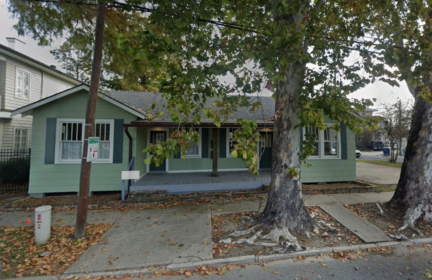 Photo 1 of 353 St Charles St, Baton Rouge, LA 70802