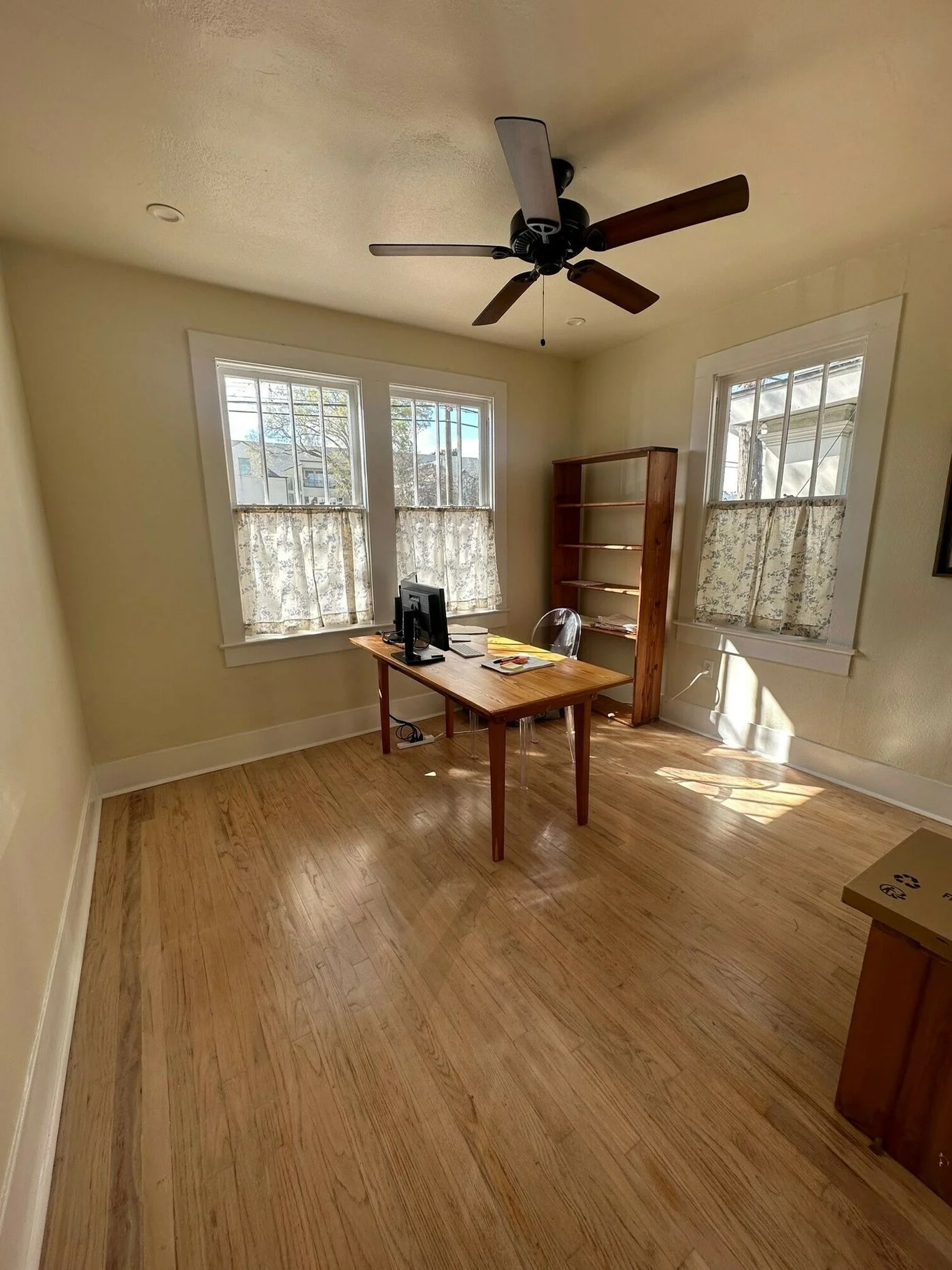 Photo 3 of 353 St Charles St, Baton Rouge, LA 70802