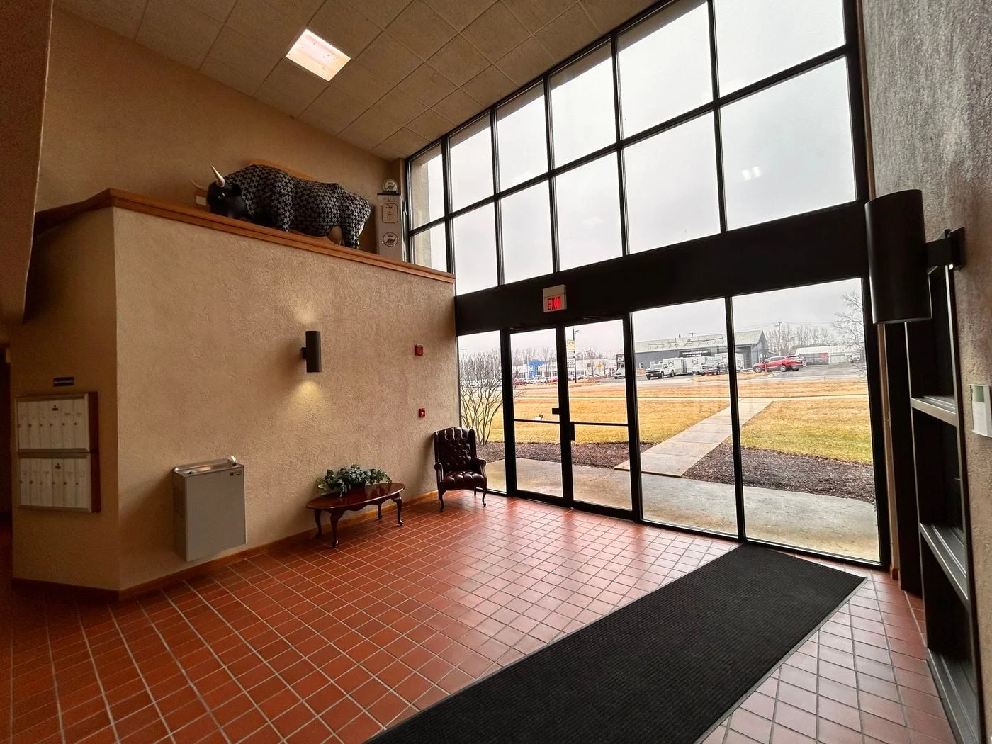 Photo 3 of 651 West Terra Cotta Avenue, Crystal Lake, IL 60014