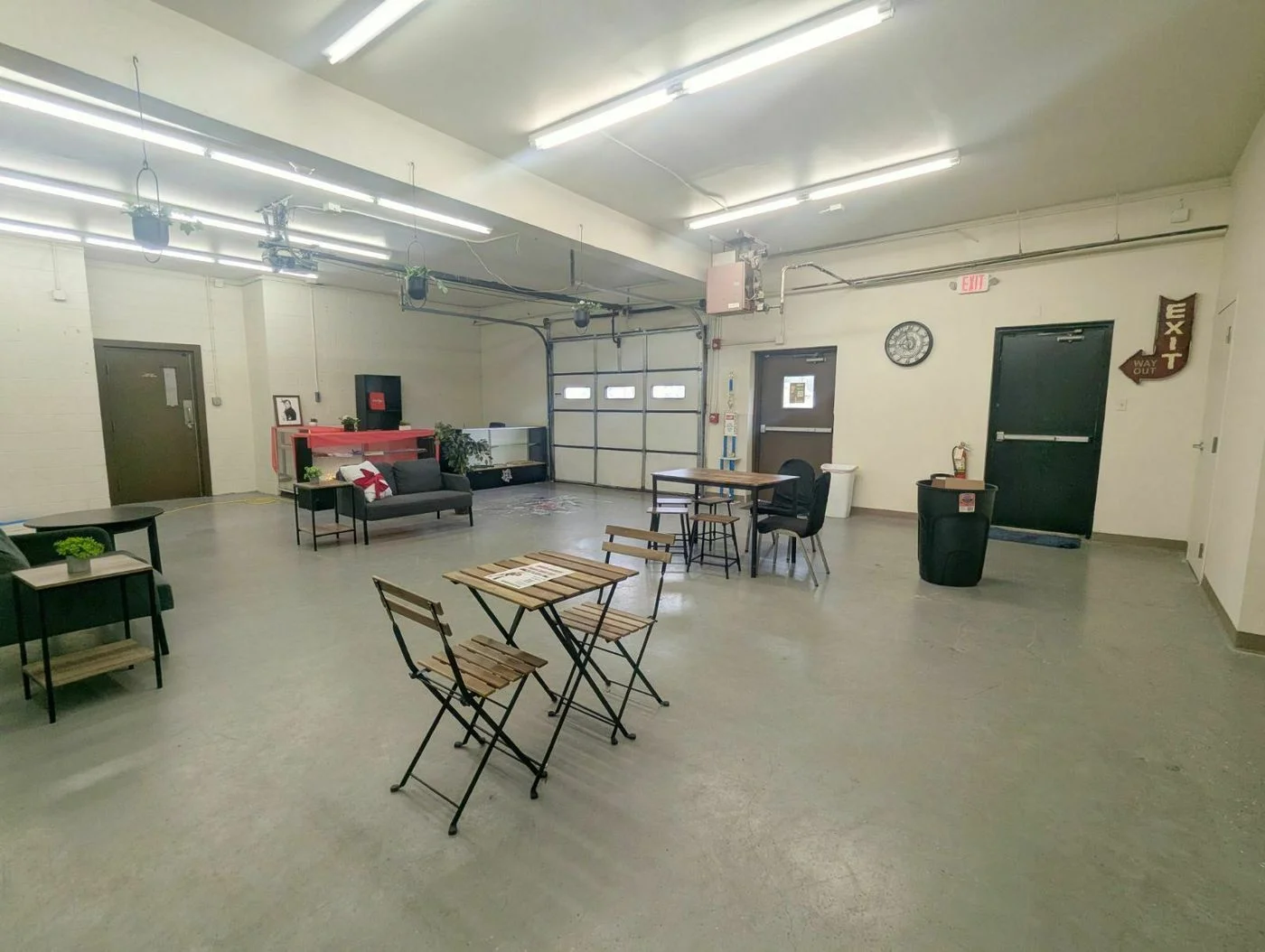 Photo 2 of 155 York Road, Warminster, PA 18974