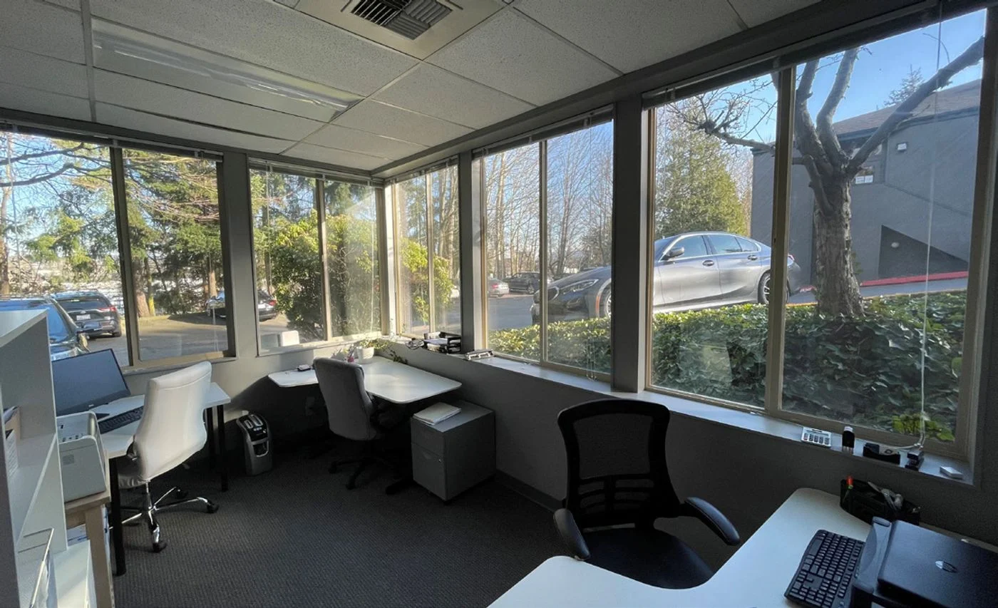 Photo 3 of 1940 116th Ave NE, Bellevue, WA 98004