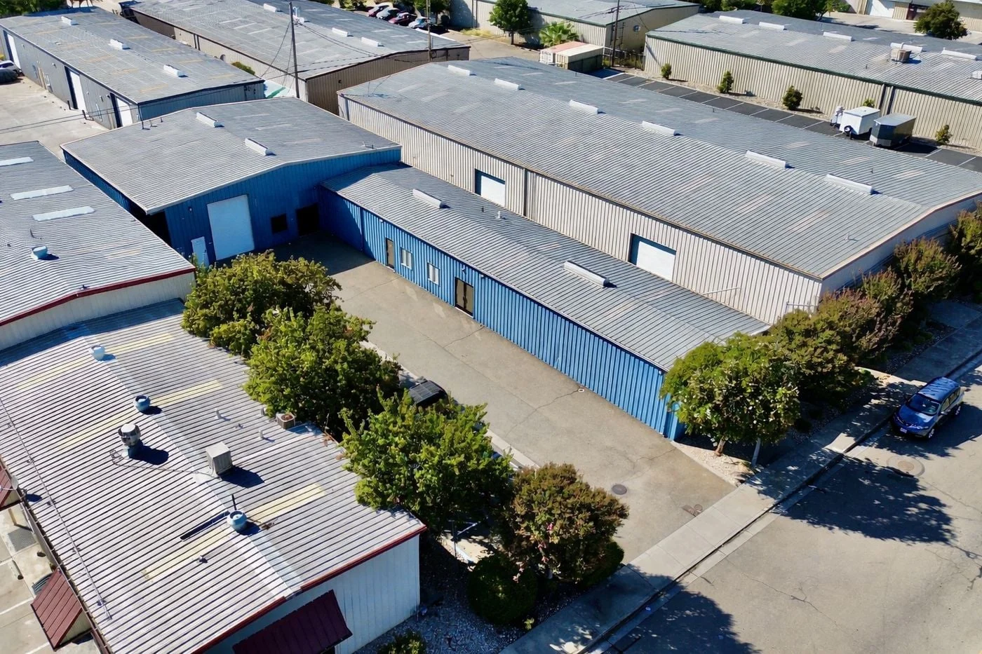 Photo 2 of 255 S Guild Ave, Lodi, CA 95240