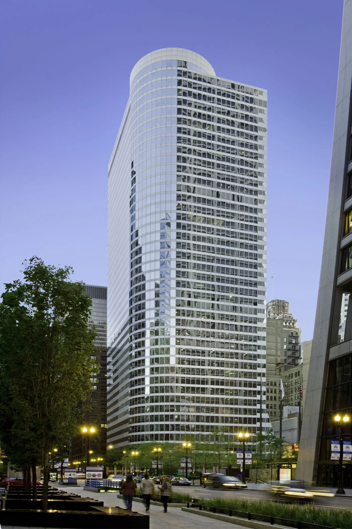 Photo 1 of 55 W Monroe St, Chicago, IL 60603