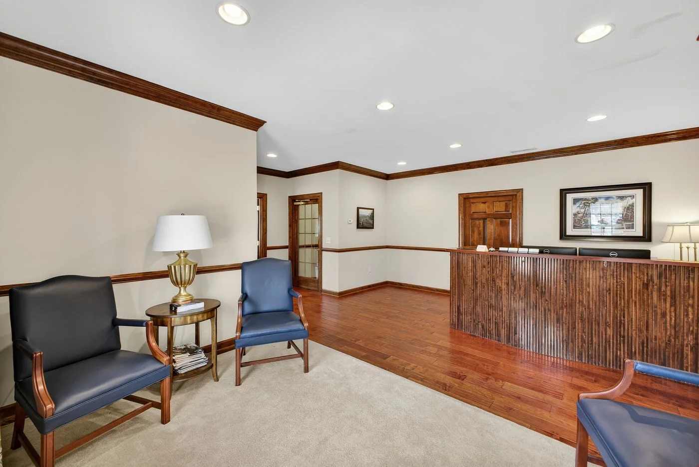 Photo 3 of 5 Hawthorne Park Ct, Greenville, SC 29615