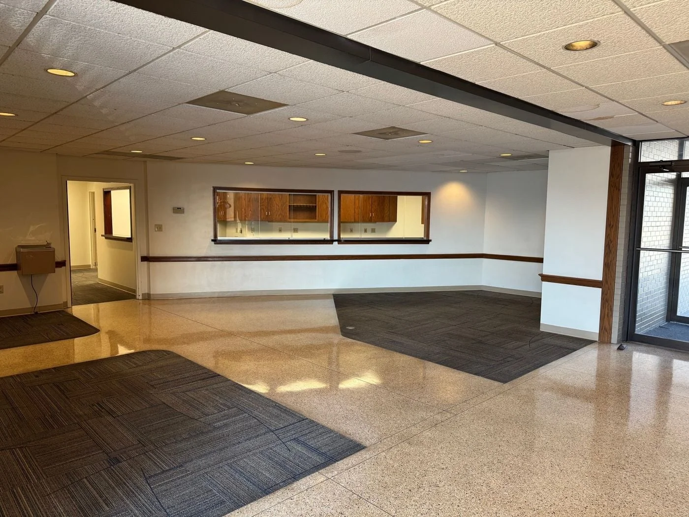 Photo 3 of 2007 West Franklin Street, Evansville, IN 47712