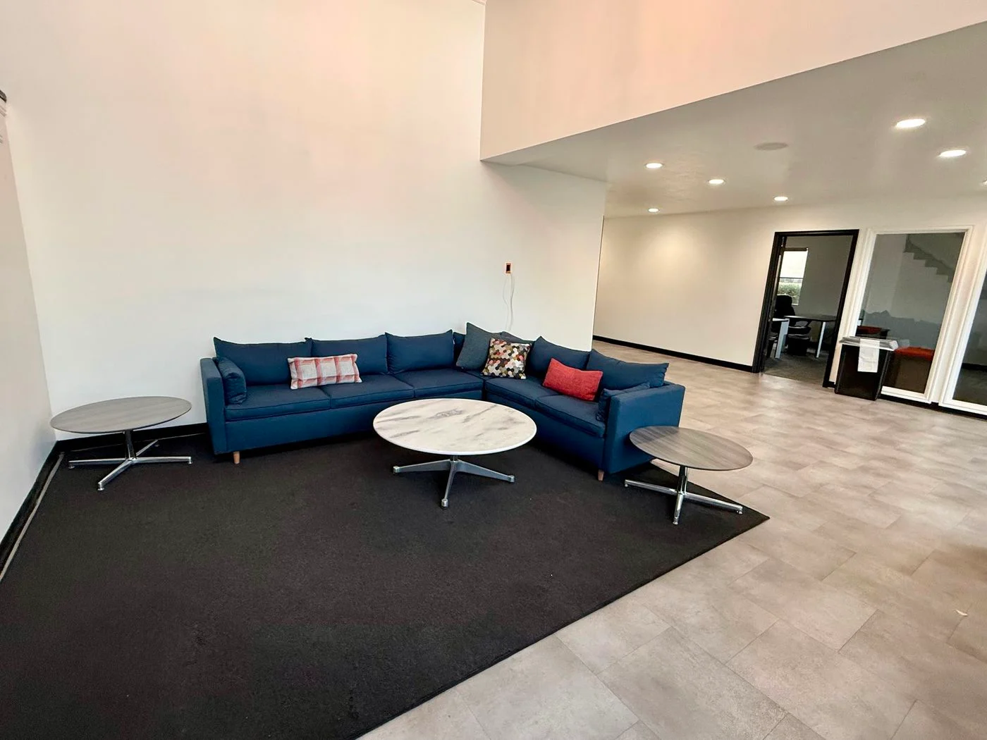 Photo 3 of 520 N 400 W, North Salt Lake, UT 84054