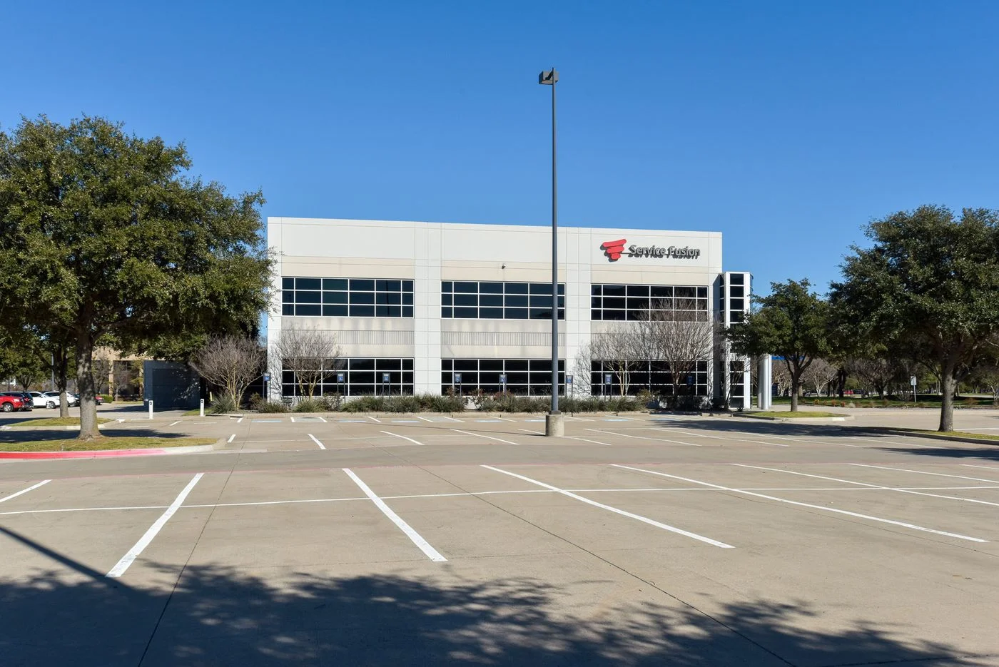 Photo 2 of 8605 North Freeport Parkway, Irving, TX 75063