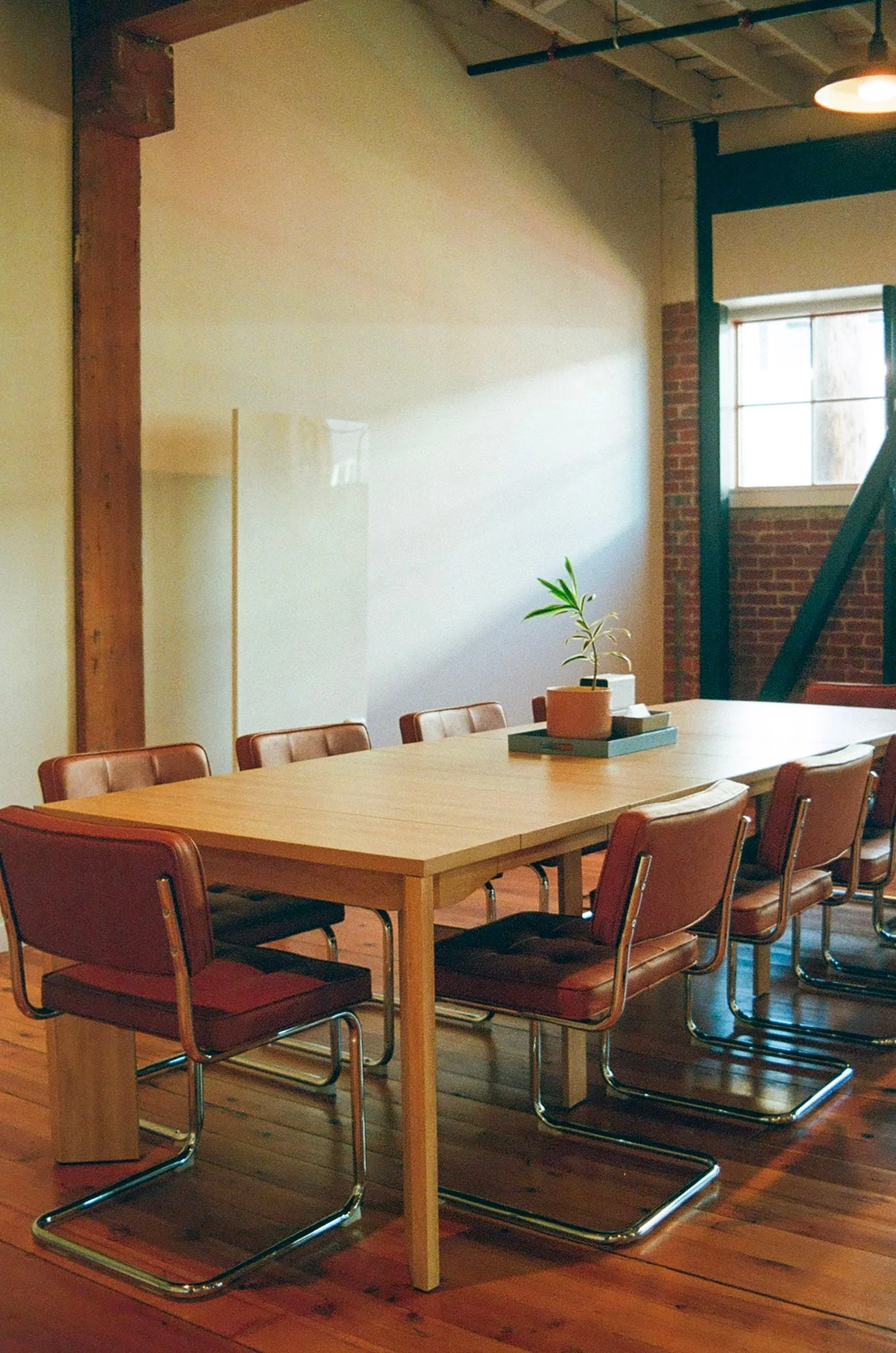 Photo 3 of 1121 SE 2nd Avenue, Portland, OR 97214