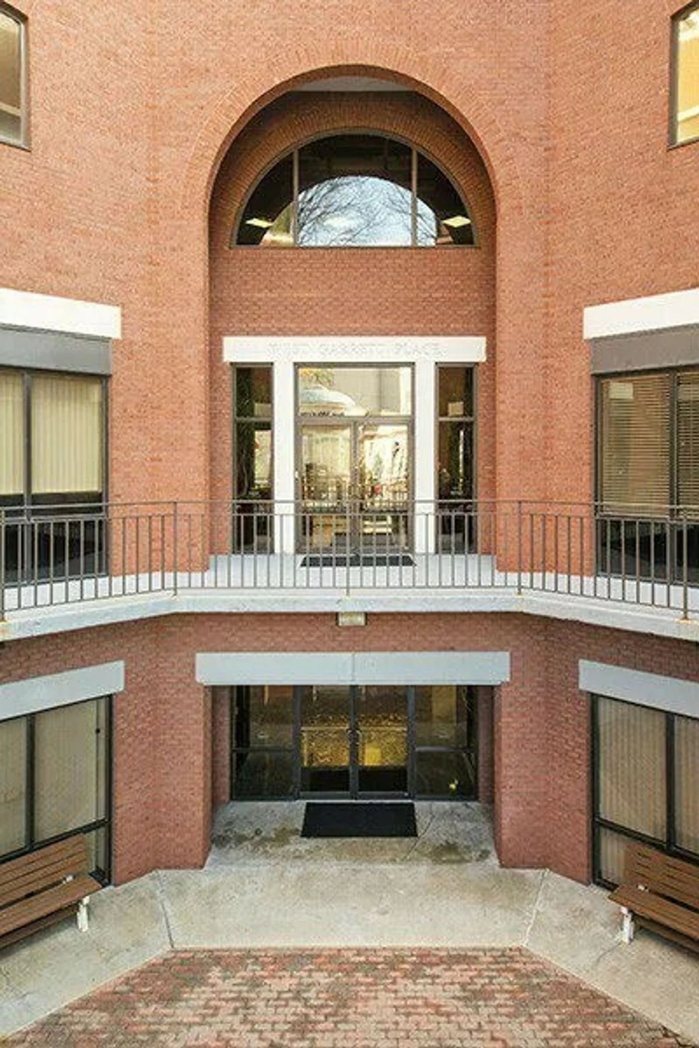 Photo 3 of 275 West Street, Annapolis, MD 21401