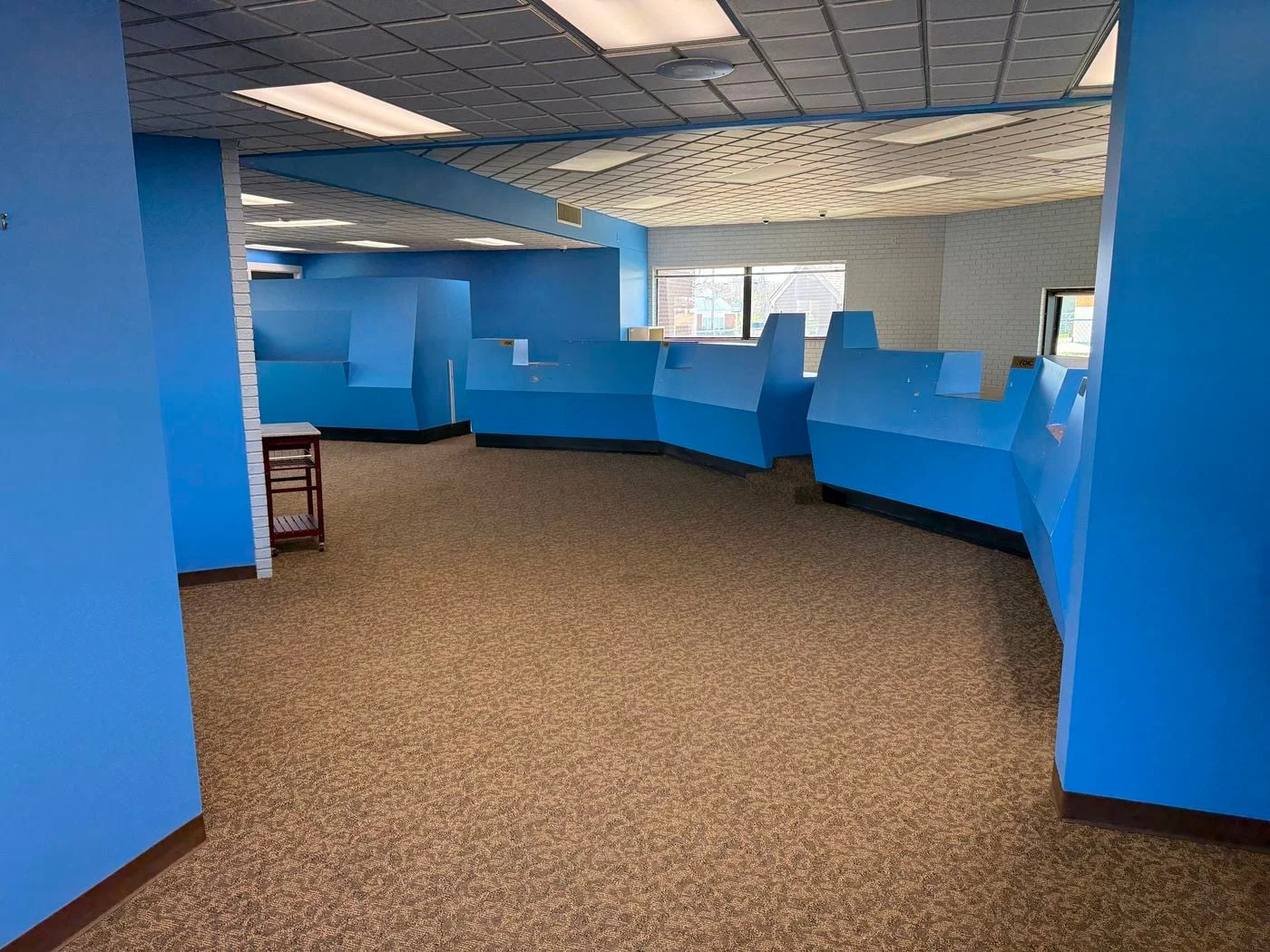 Photo 2 of 6890 Dixie Hwy, Florence, KY 41042