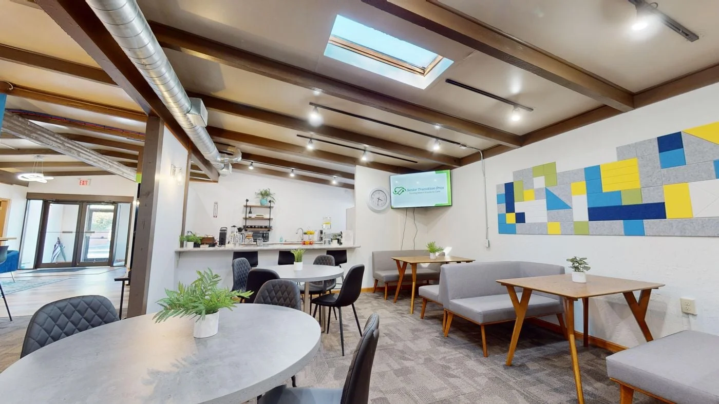 Photo 3 of 879 Park Avenue West, Mansfield, OH 44906