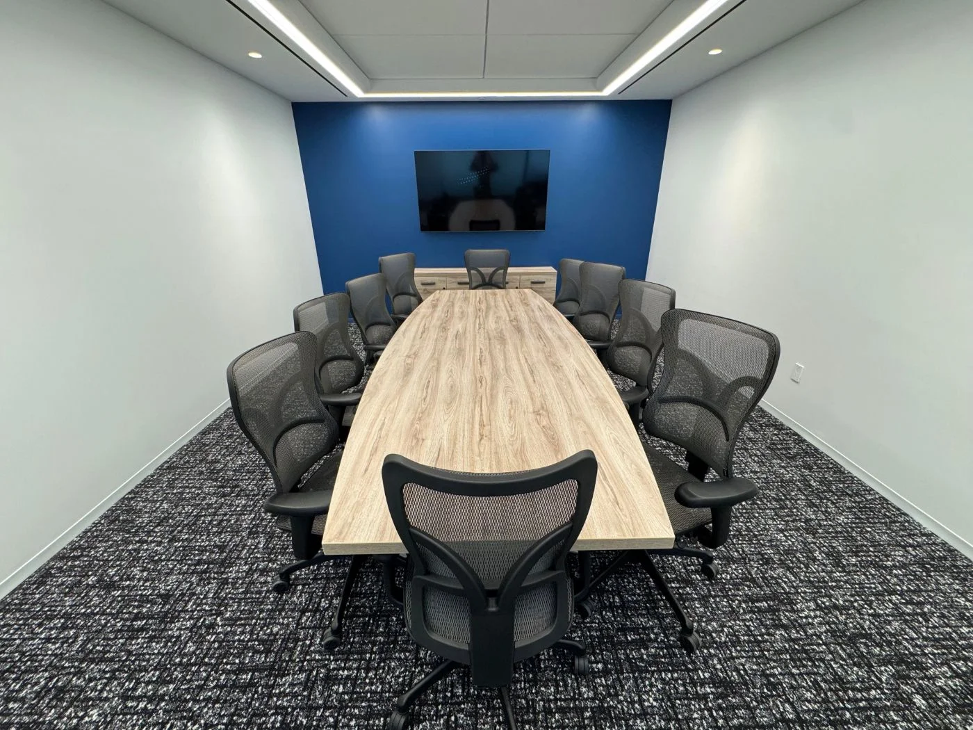 Photo 2 of 825, 3rd Avenue Manhattan, New York City, NY 10022