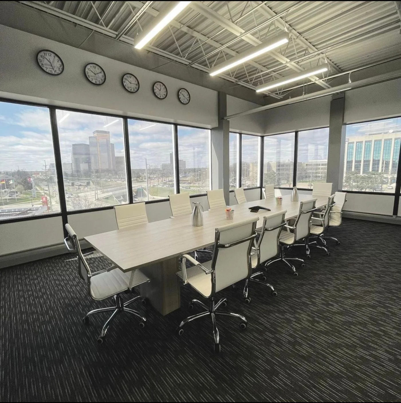 Photo 1 of 24681, Northwestern Highway 2000, Southfield, MI 48075