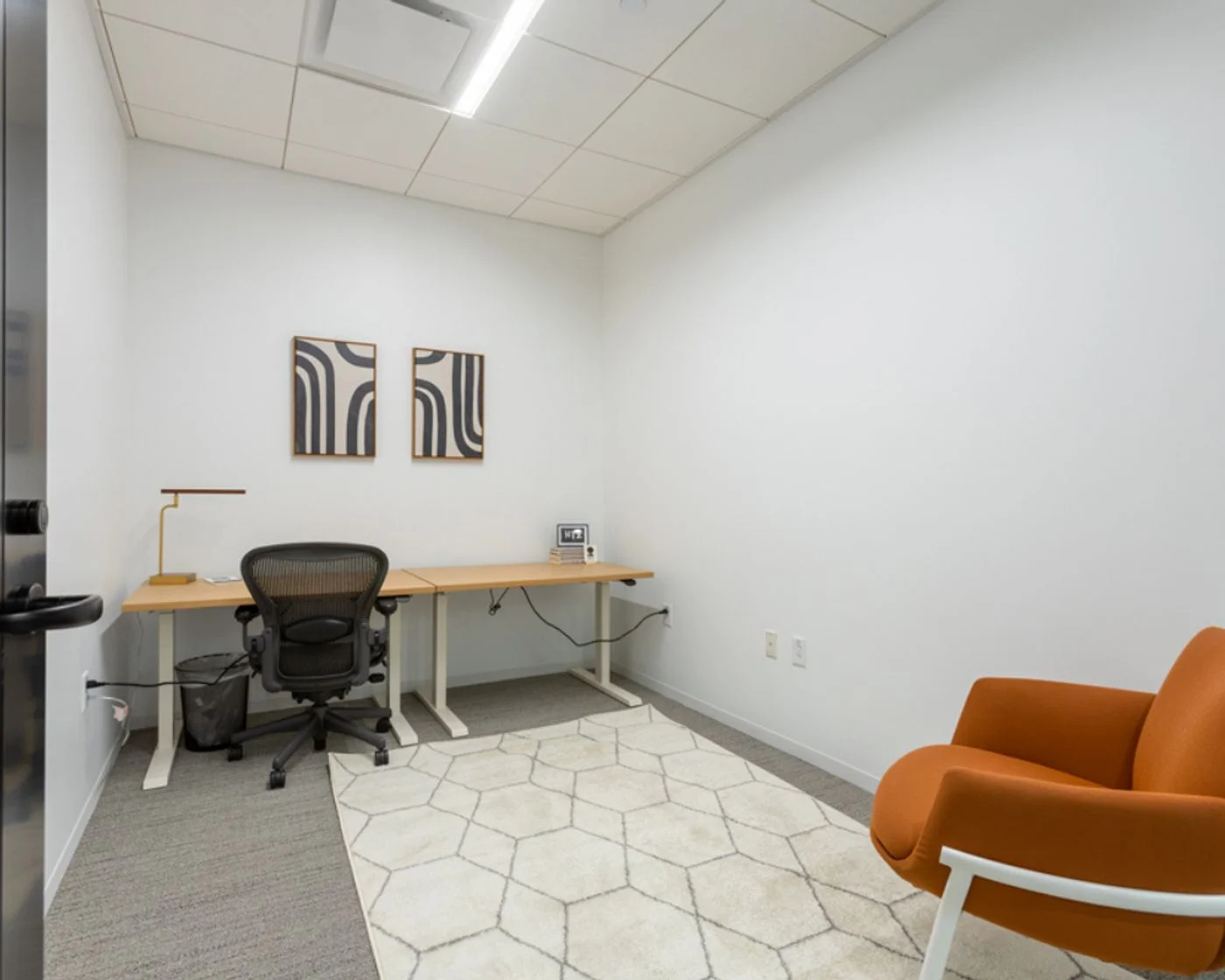 Photo 2 of 845 Texas Avenue, Houston, TX 77002