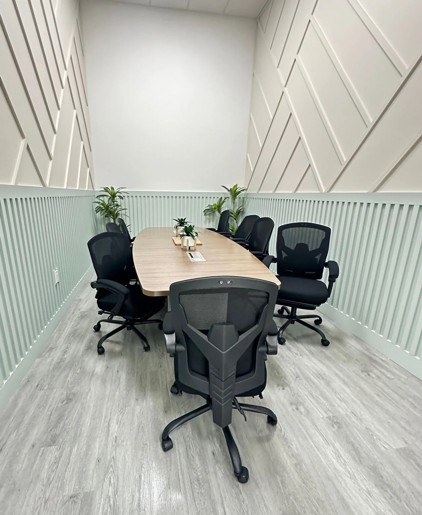 Photo 3 of 314 N Kentucky Ave, Lakeland, FL 33801