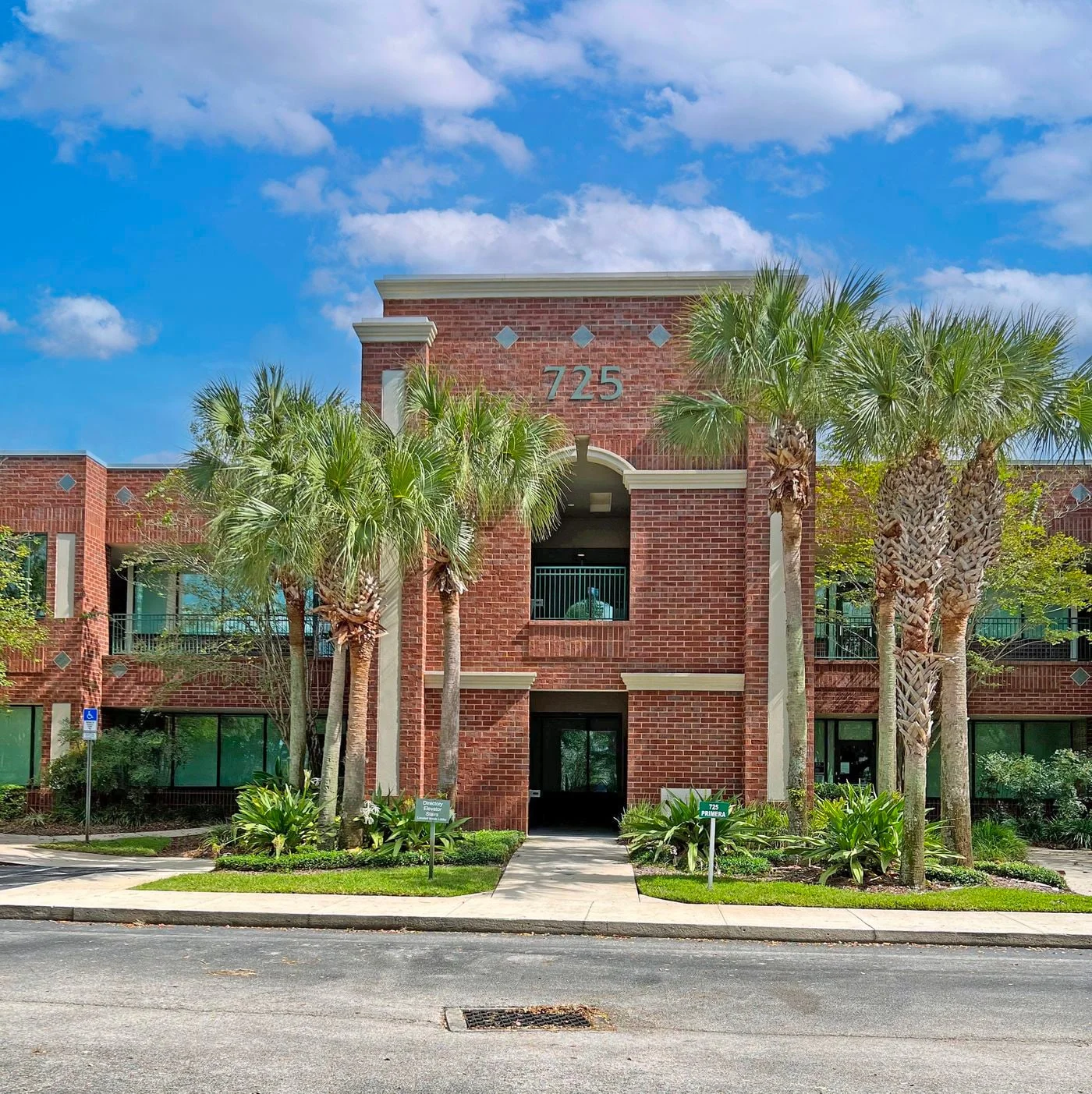 Photo 3 of 725 & 735 Primera Court, Lake Mary, FL 32746