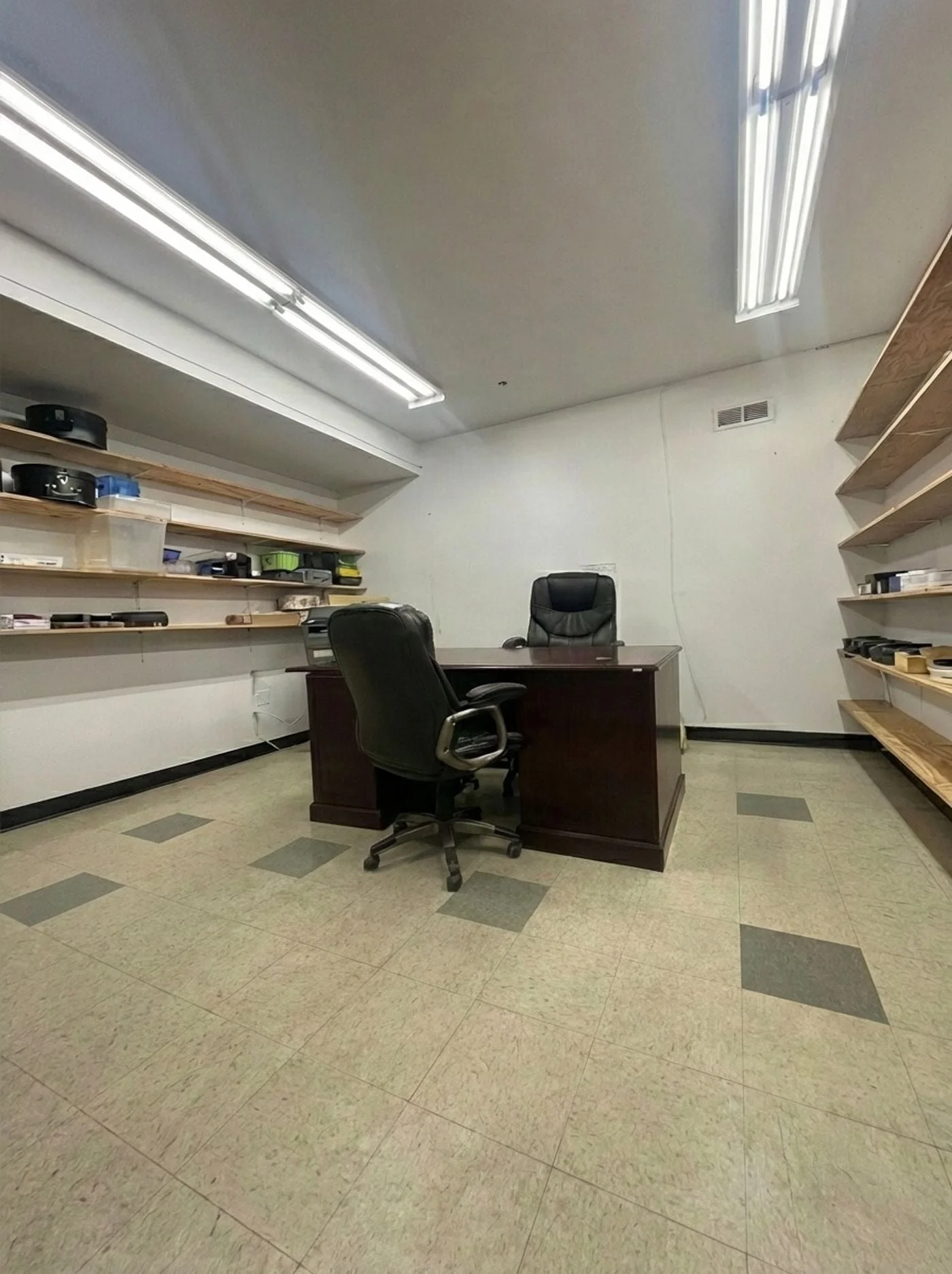 Photo 3 of 563 Flushing Avenue, Brooklyn, NY 11206