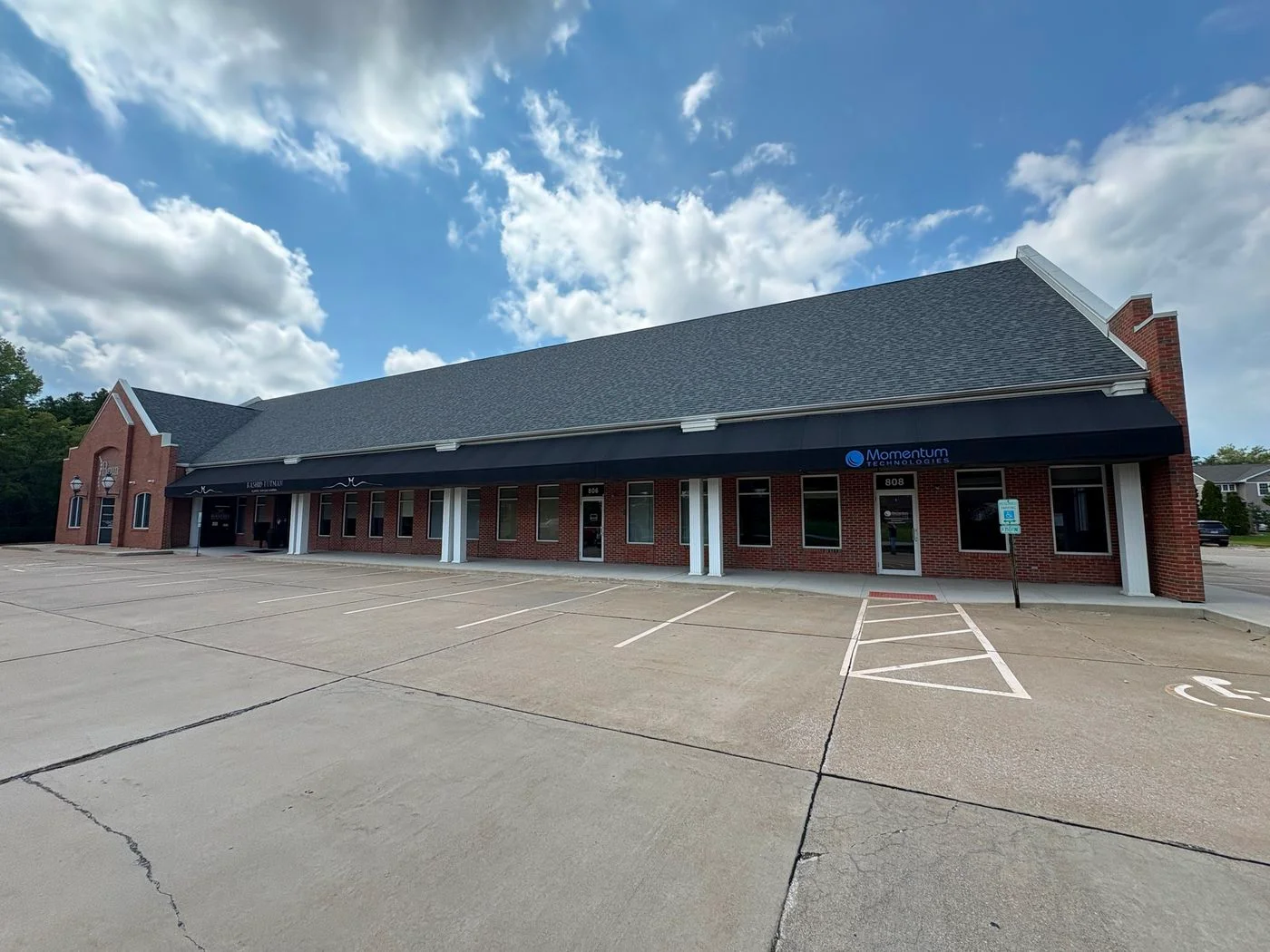 Photo 1 of 808 West Trailcreek Drive, Peoria, IL 61614