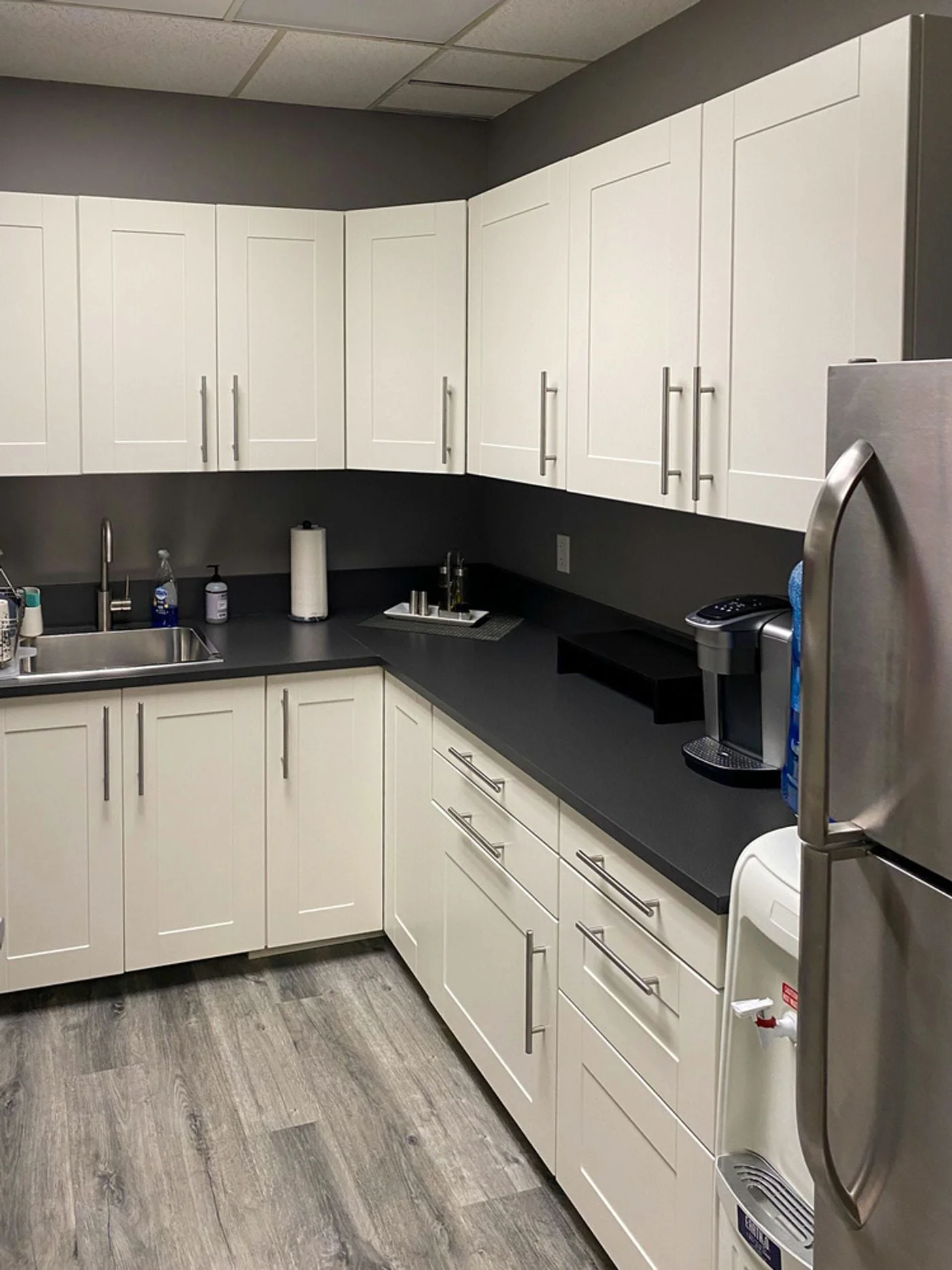 Photo 3 of 5901 SW Macadam Avenue, Portland, OR 97239