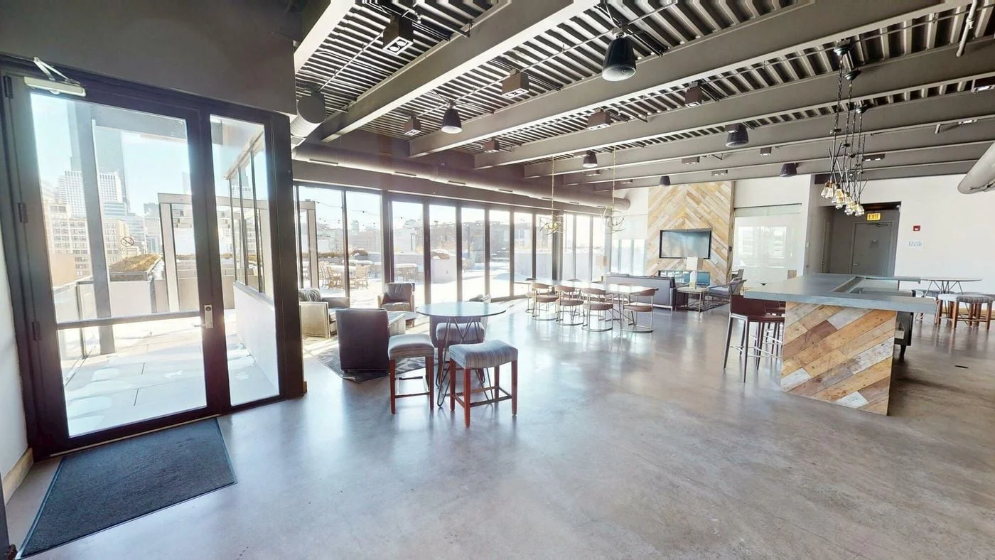 Photo 3 of 322 S Green St, Chicago, IL 60607