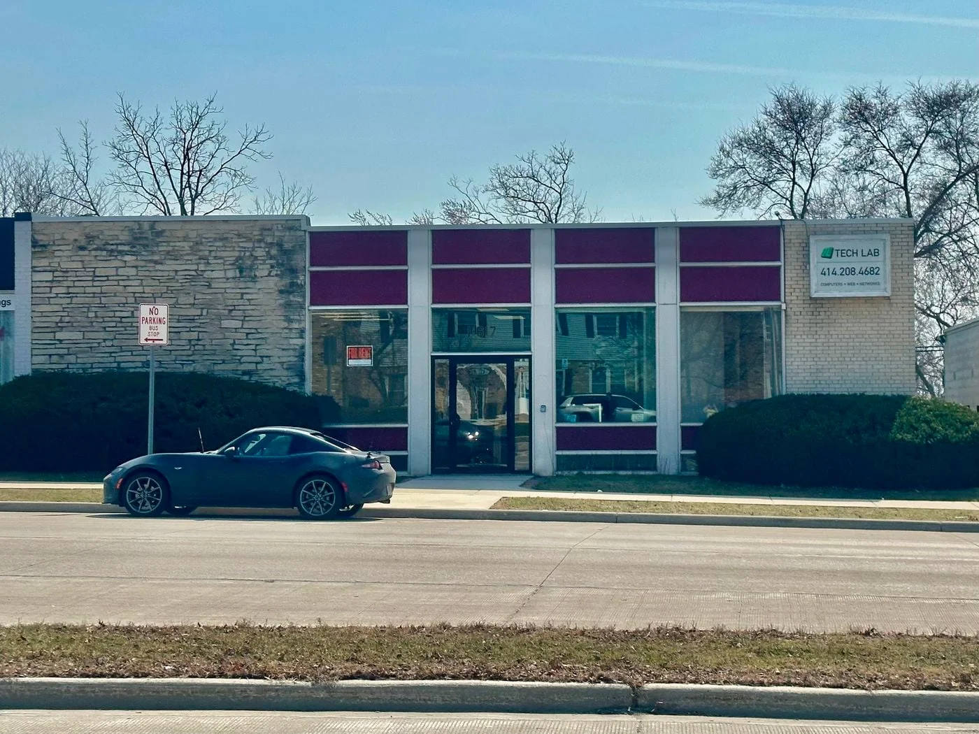 Photo 1 of 11617 W Bluemound Rd, Wauwatosa, WI 53226