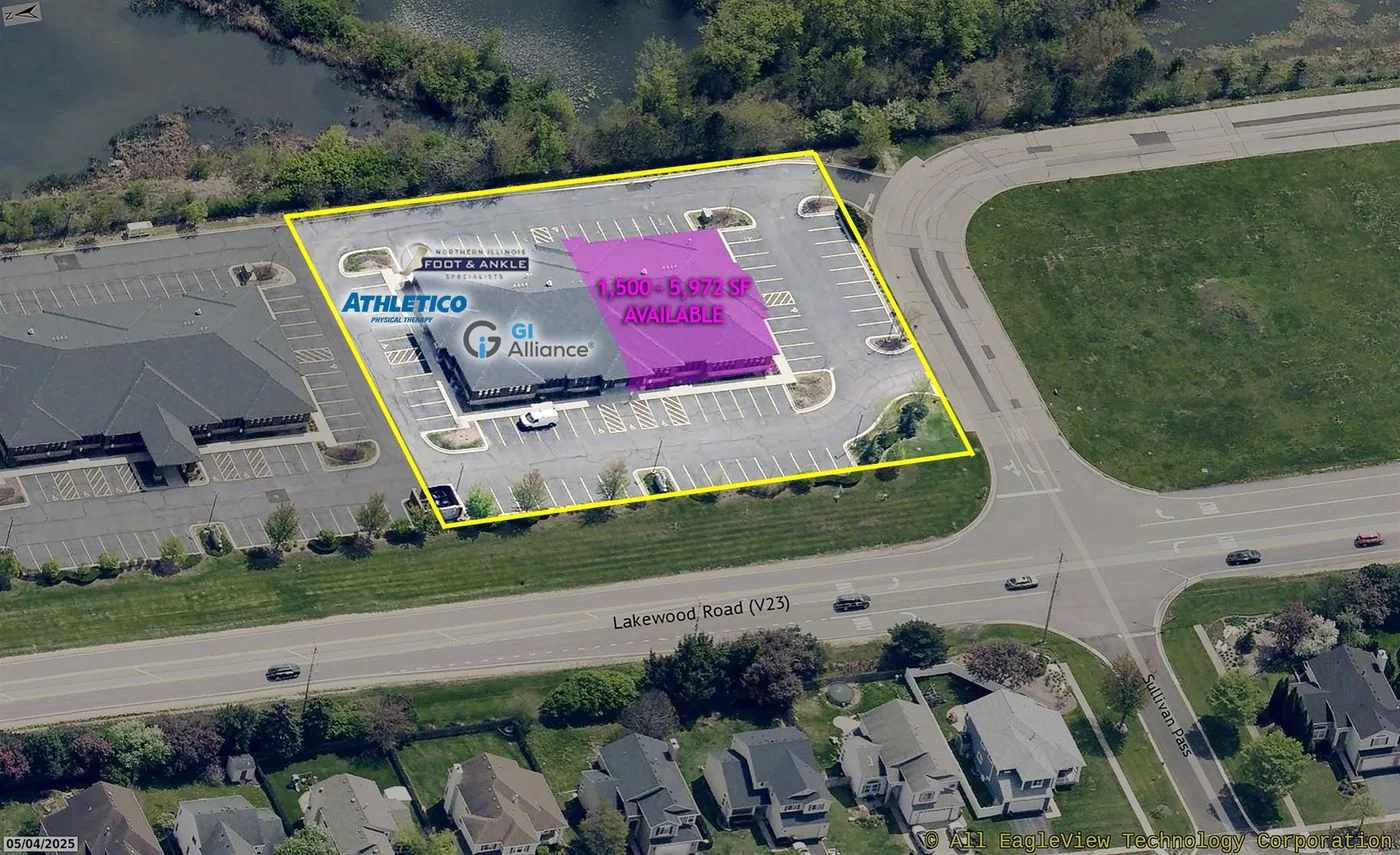 Photo 2 of 165 North Lakewood Road, Lake in the Hills, IL 60156