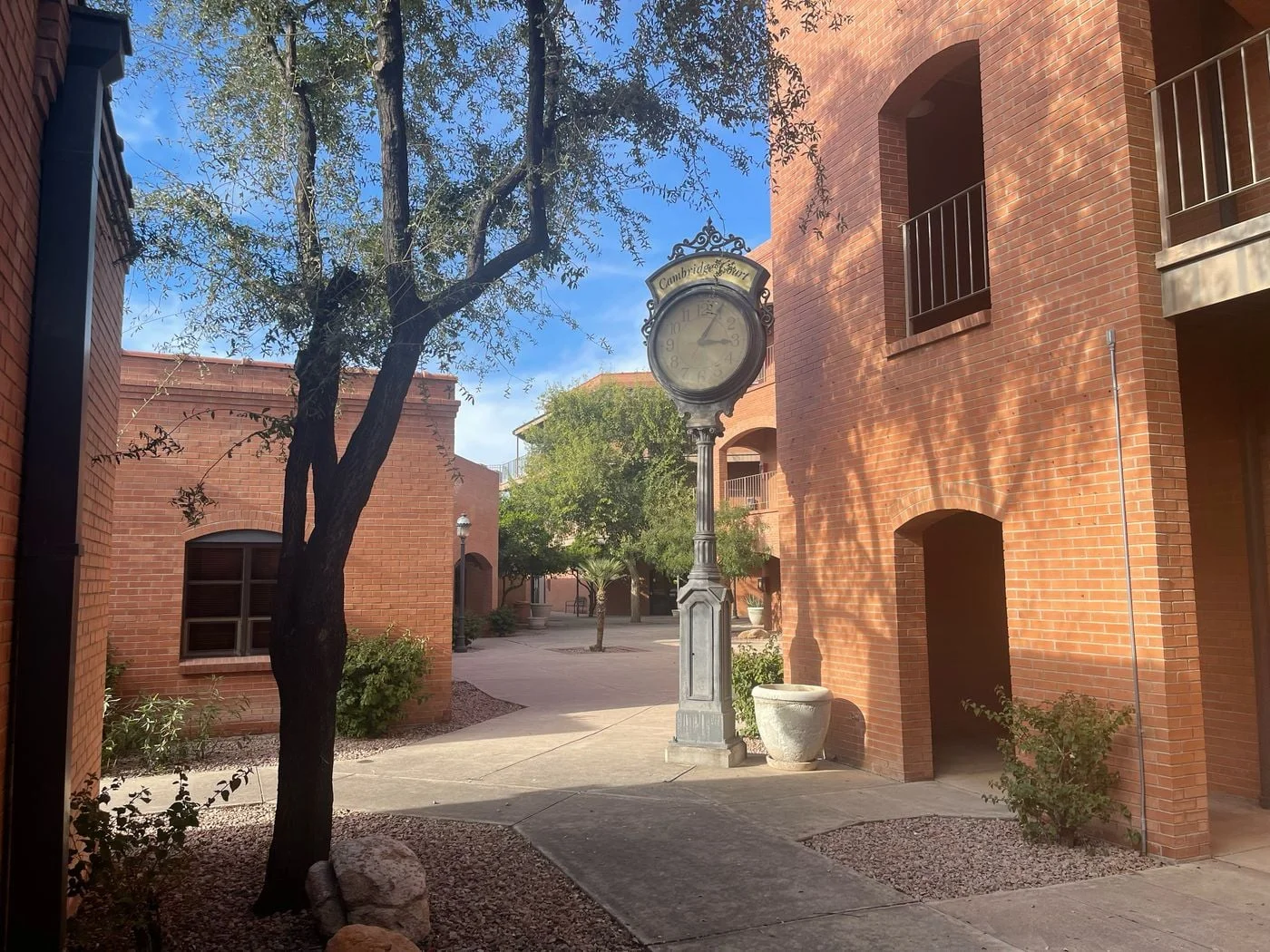 Photo 3 of 2701 N 16th St, Phoenix, AZ 85006