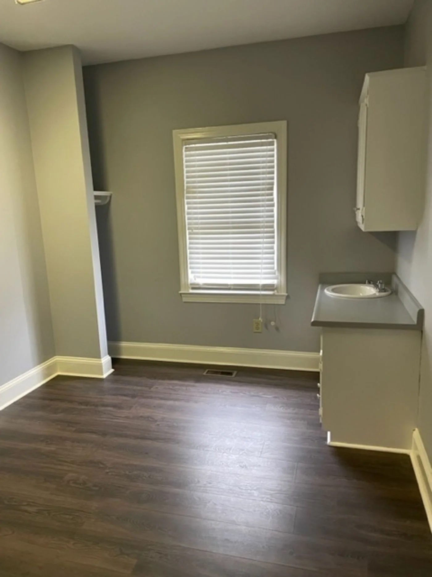 Photo 2 of 1903 Wrightsboro Road, Augusta, GA 30904