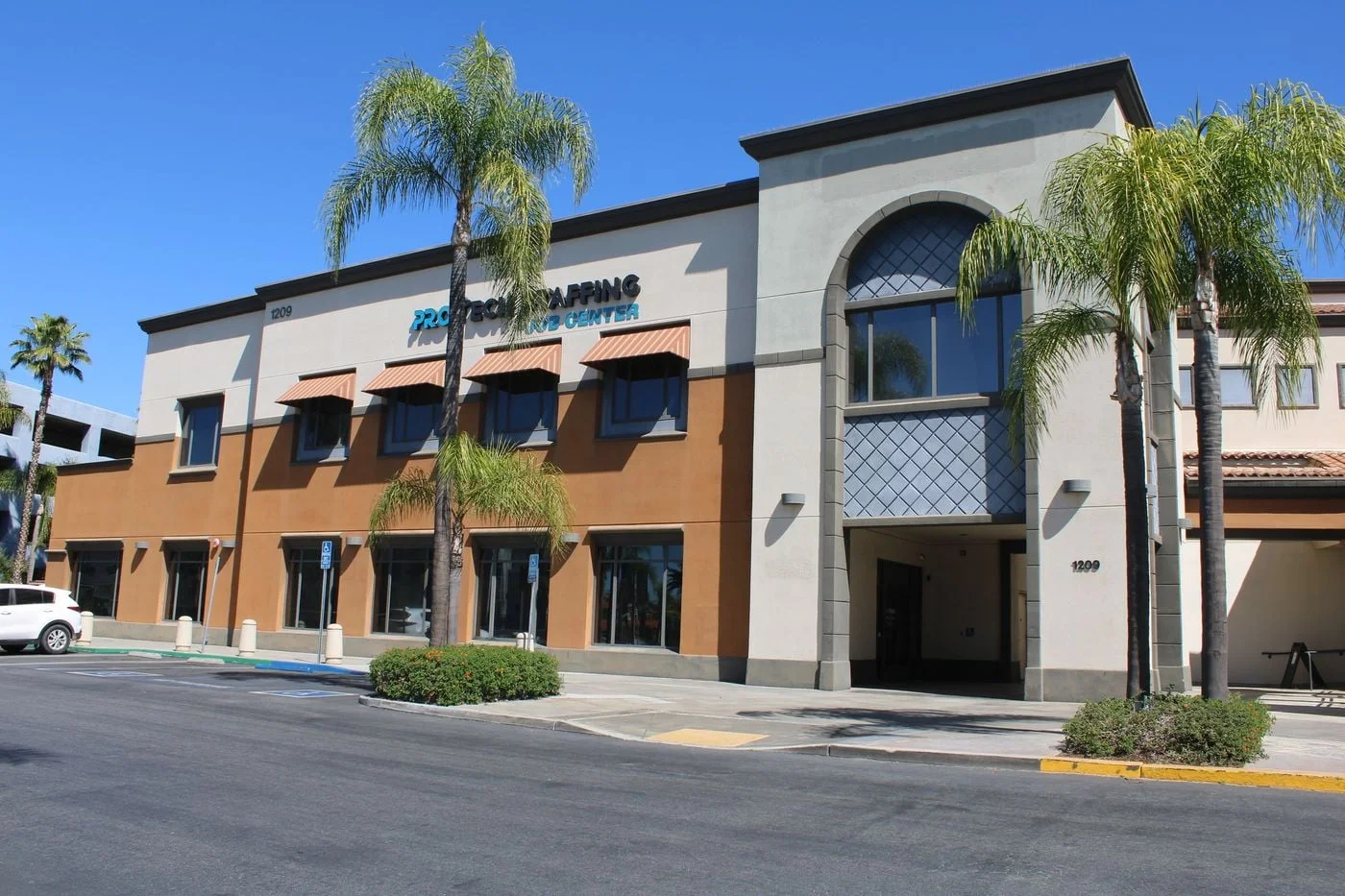 Photo 1 of 1209 University Ave, Riverside, CA 92507