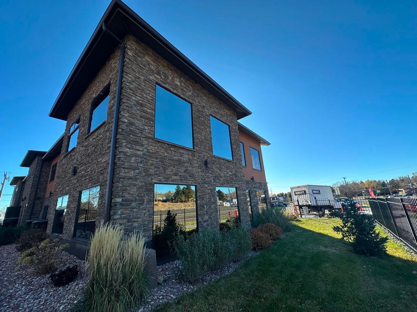 Photo 2 of 1038 S Union Blvd, Lakewood, CO 80228