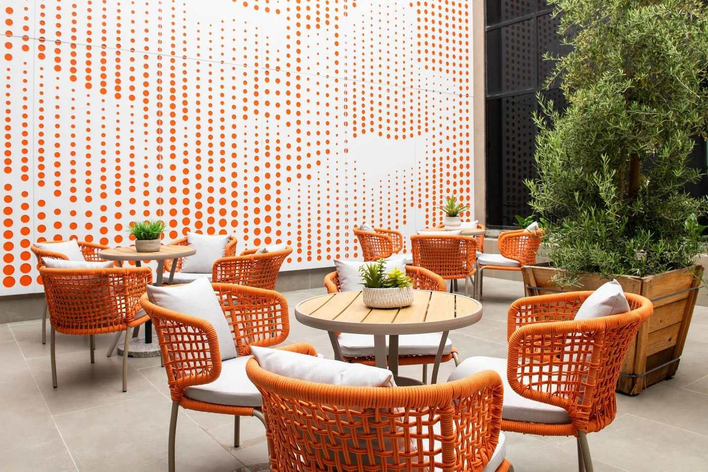 Photo 1 of 21515 Vanowen ave, Canoga Park, CA 91303