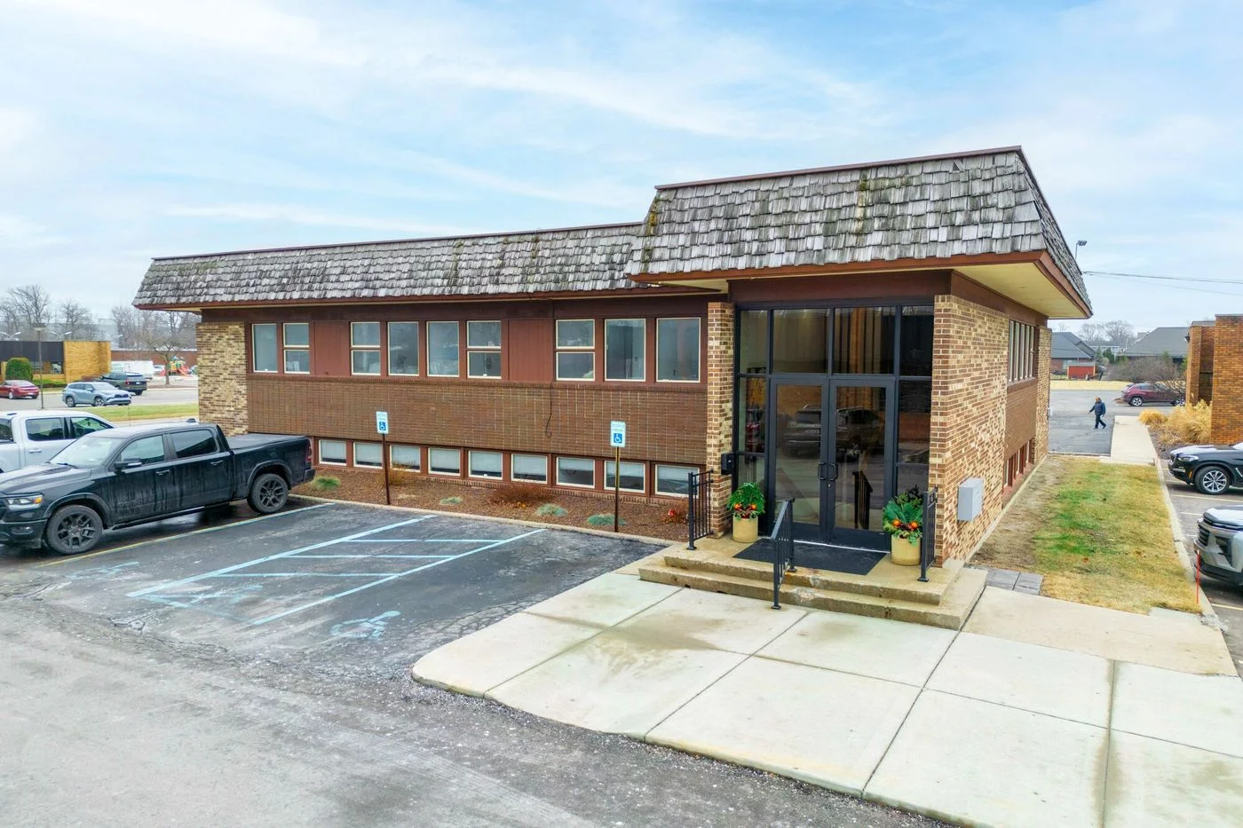 Photo 2 of 1600 Kingsway Court, Trenton, MI 48183