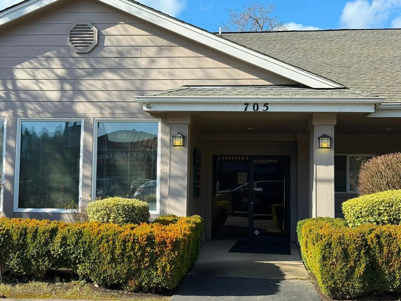 Photo 2 of 705 Ewald Ave SE, Salem, OR 97302