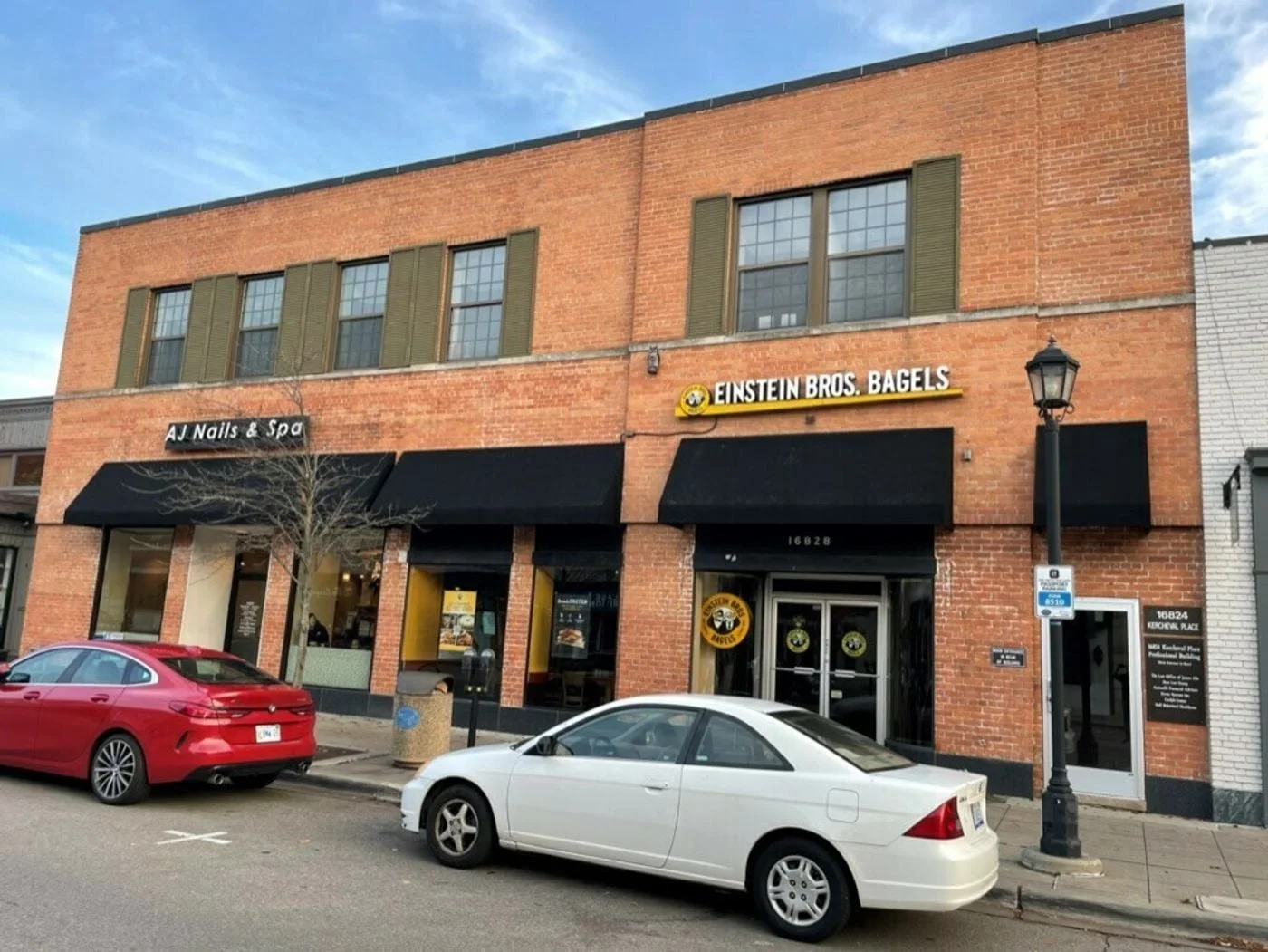 Photo 2 of 16824 Kercheval Place, Grosse Pointe, MI 48230