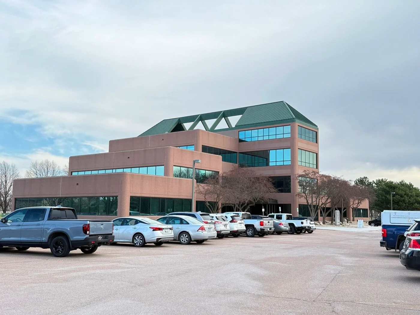 Photo 3 of 600 Stevens Port Dr, Dakota Dunes, SD 57049