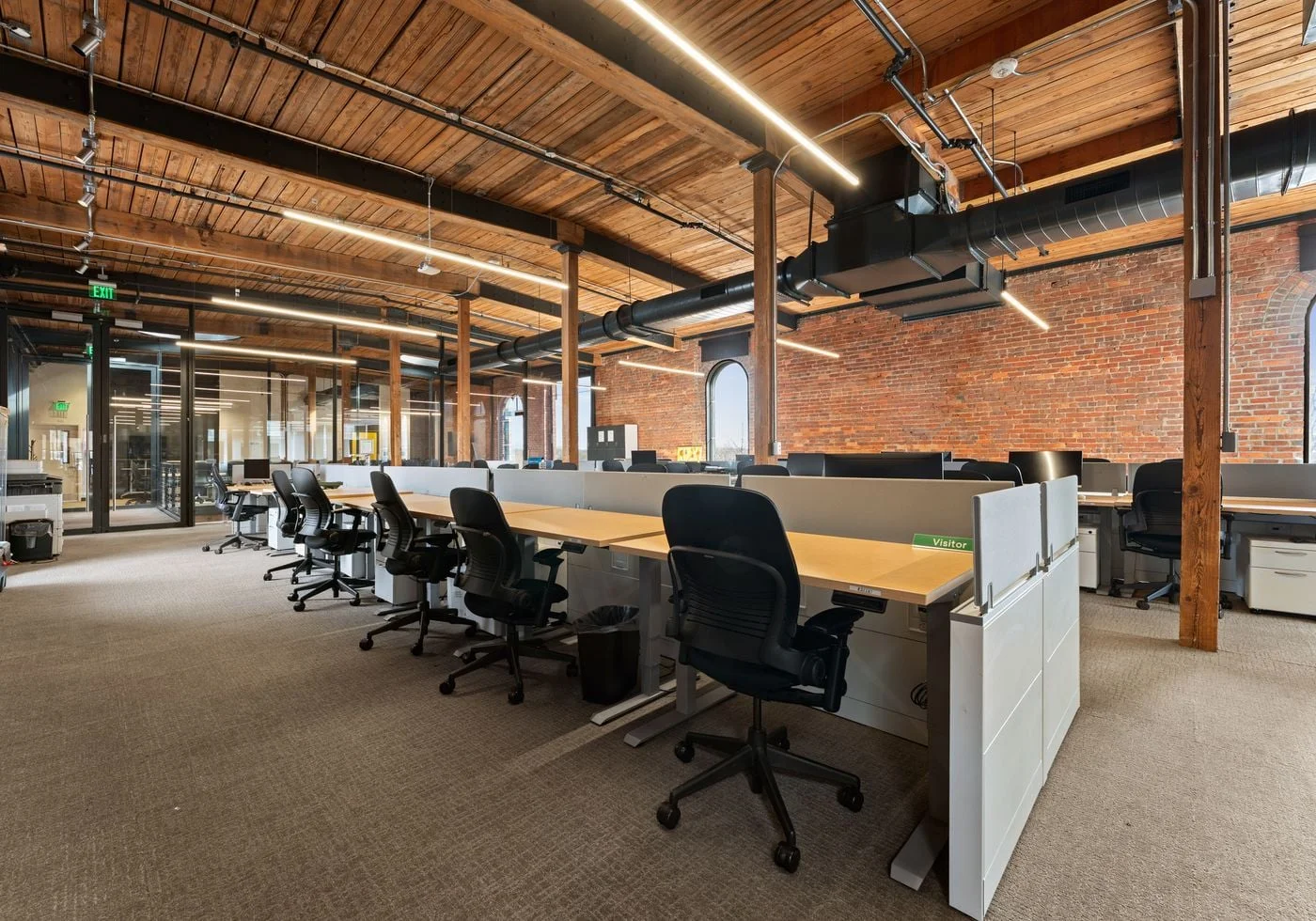 Photo 2 of 301 E 7th St, Charlotte, NC 28202