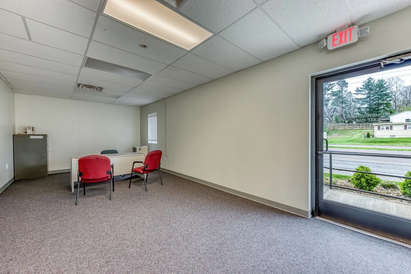 Photo 1 of 1712 Volunteer Parkway, Bristol, TN 37620