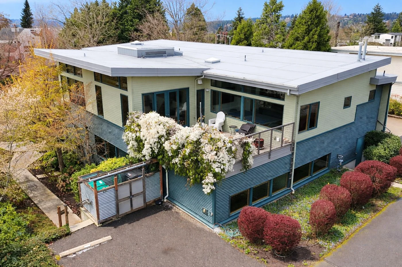 Photo 3 of 1414 Market St, Kirkland, WA 98033