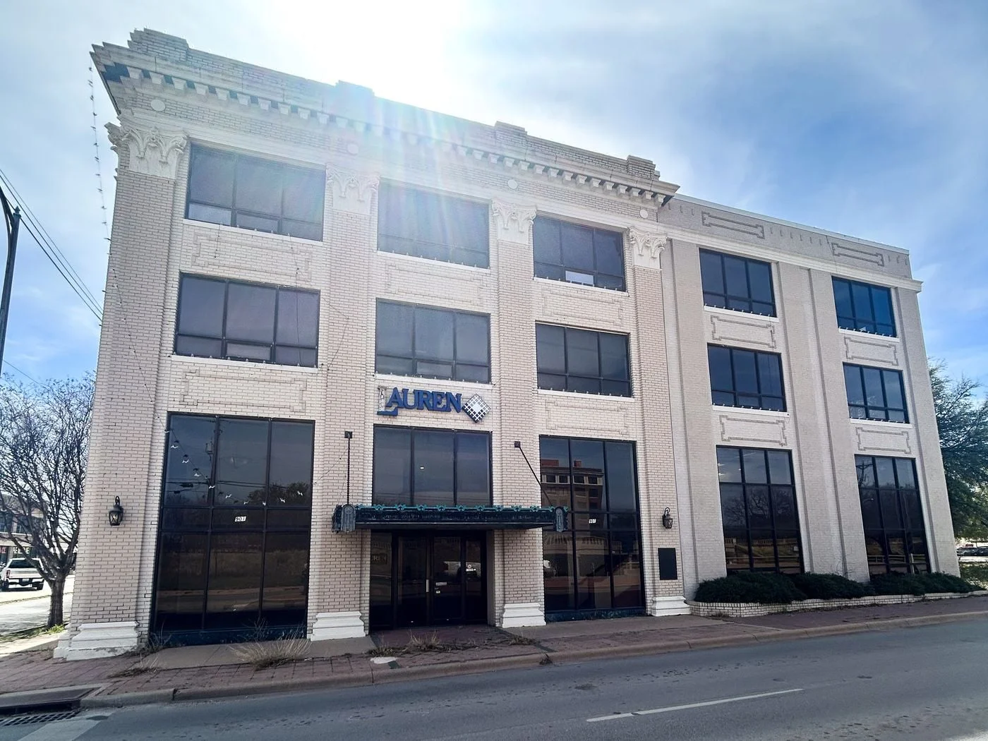 Photo 1 of 901 S 1st St, Abilene, TX 79602