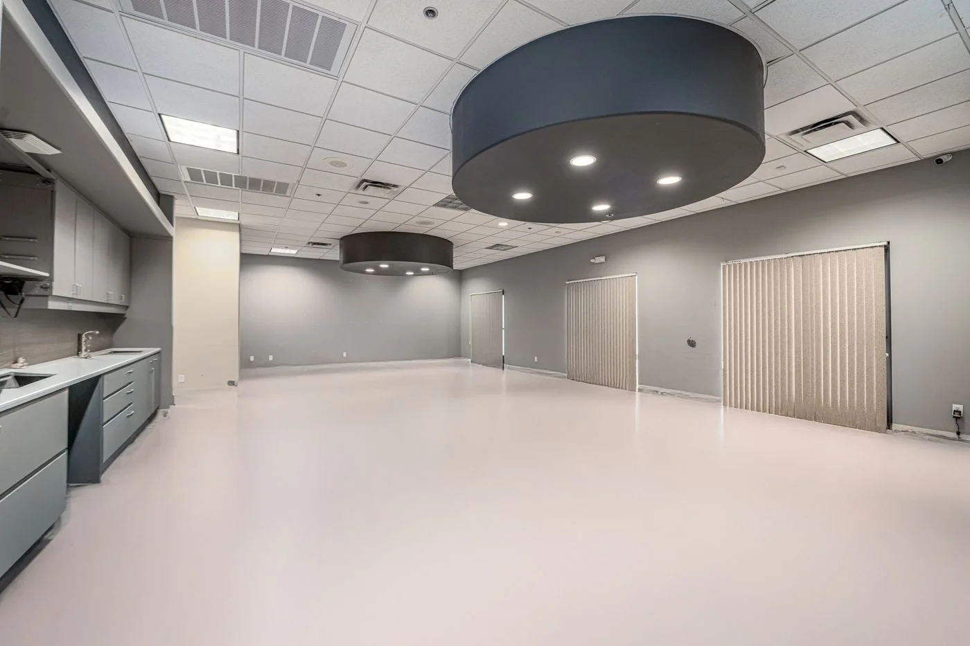 Photo 3 of 3663 E Sunset Rd, Las Vegas, NV 89120