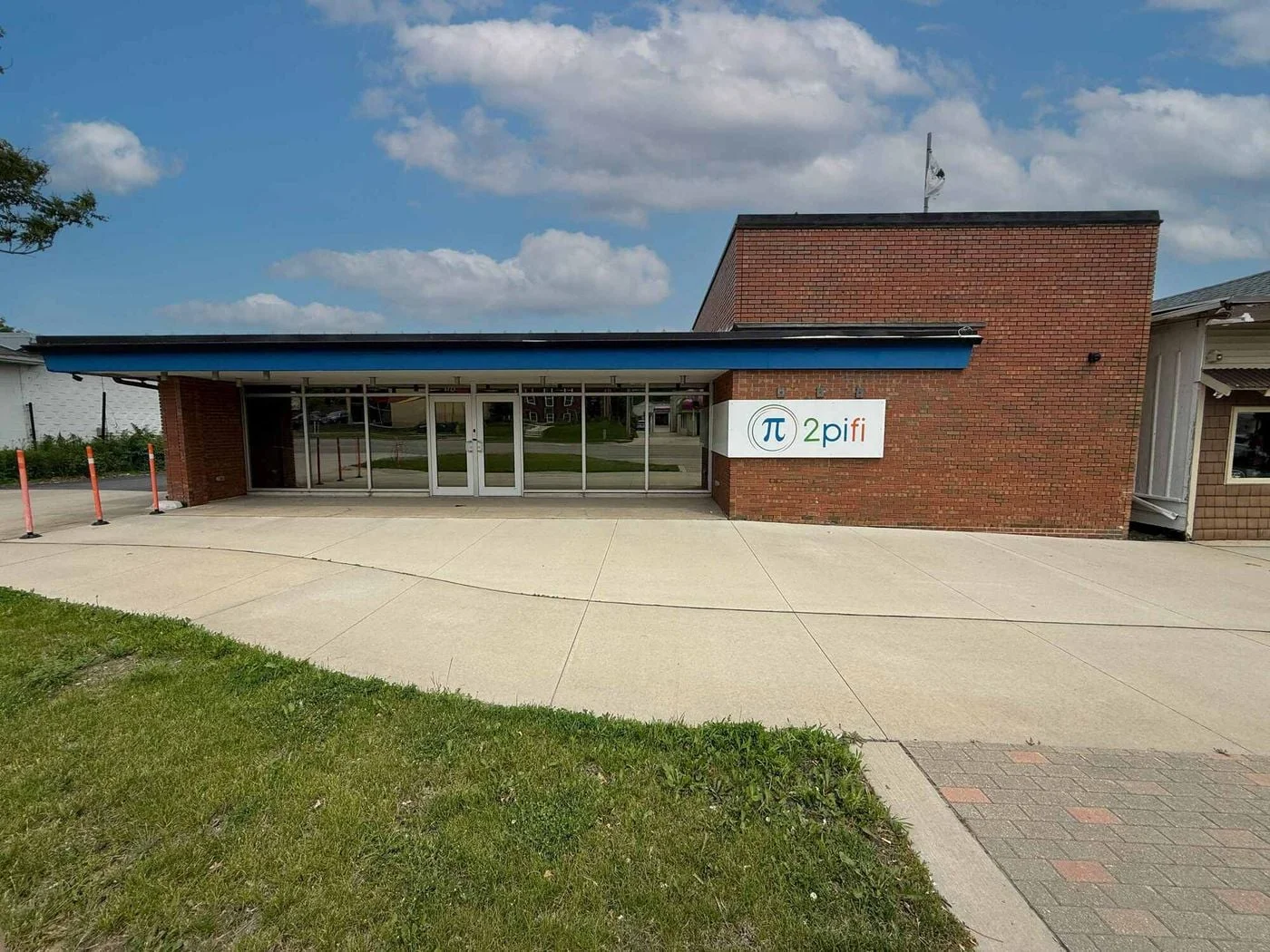 Photo 1 of 3223 1st Ave SE, Cedar Rapids, IA 52402