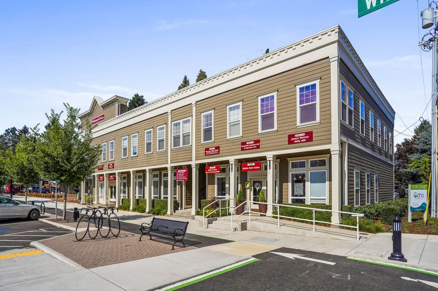 Photo 1 of 1660-1684 Willamette Falls Dr, West Linn, OR 97068