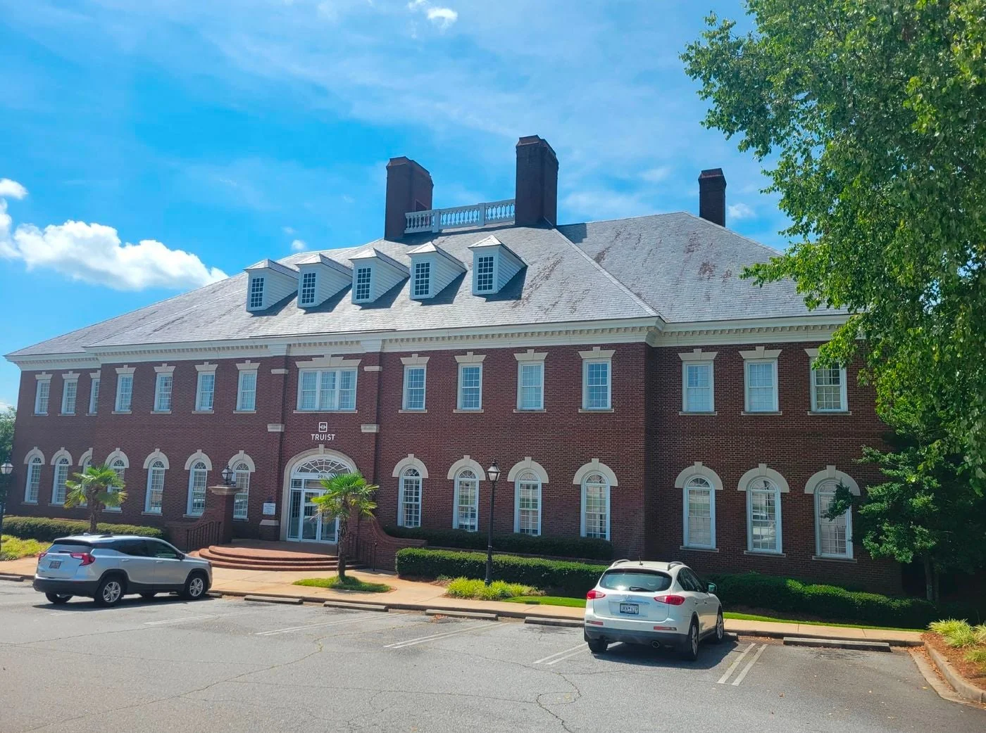 Photo 1 of 201 W Main Street, Laurens, SC 29360