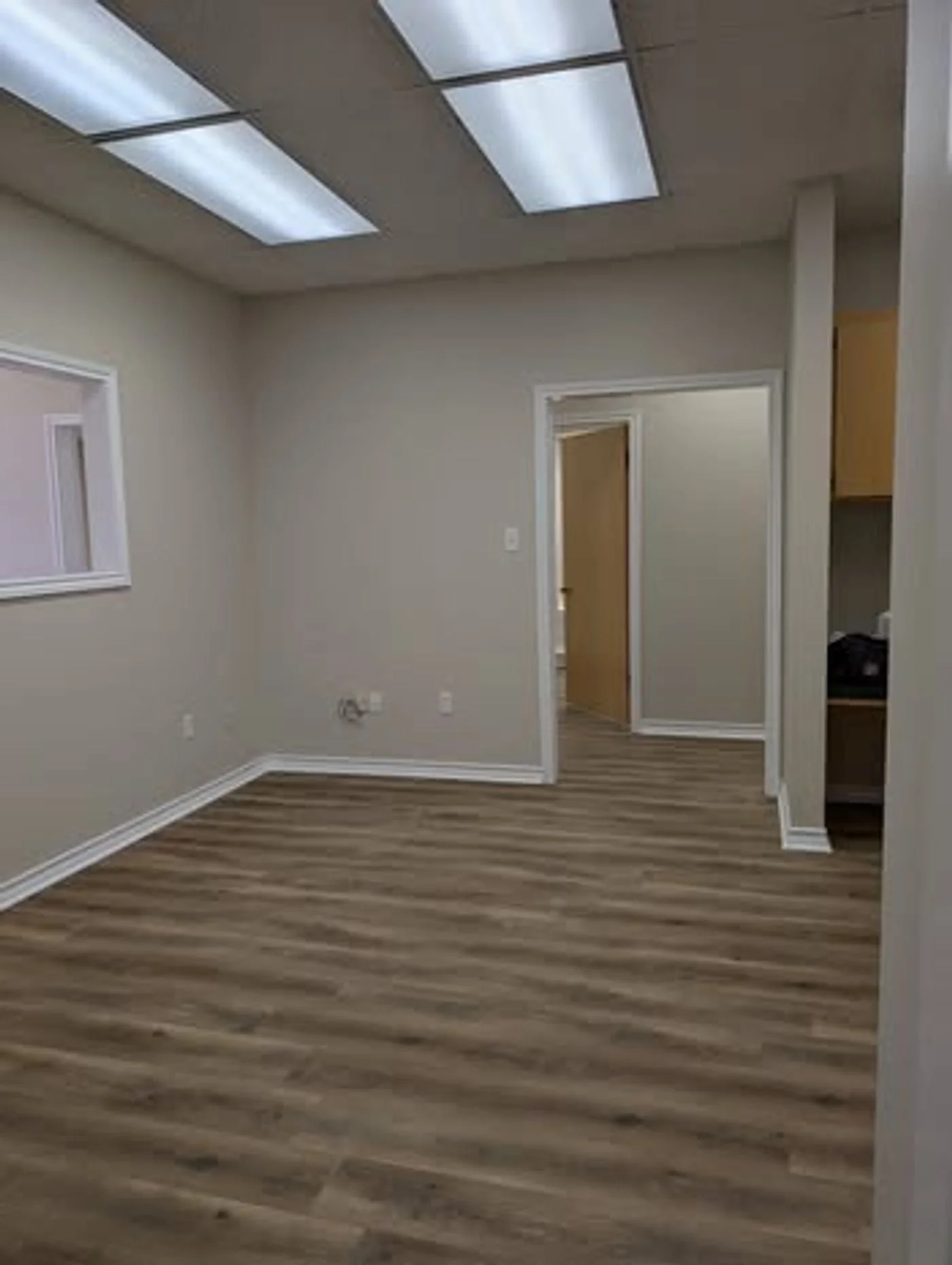 Photo 3 of 4415 Jefferson Ave, Texarkana, AR 71854