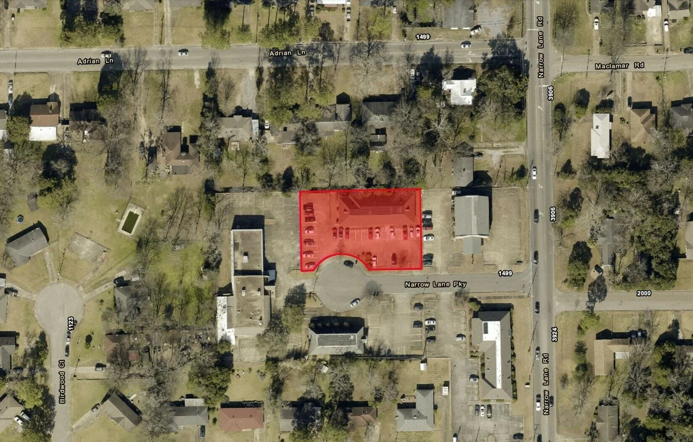 Photo 2 of 1421 Narrow Lane Pkwy, Montgomery, AL 36111