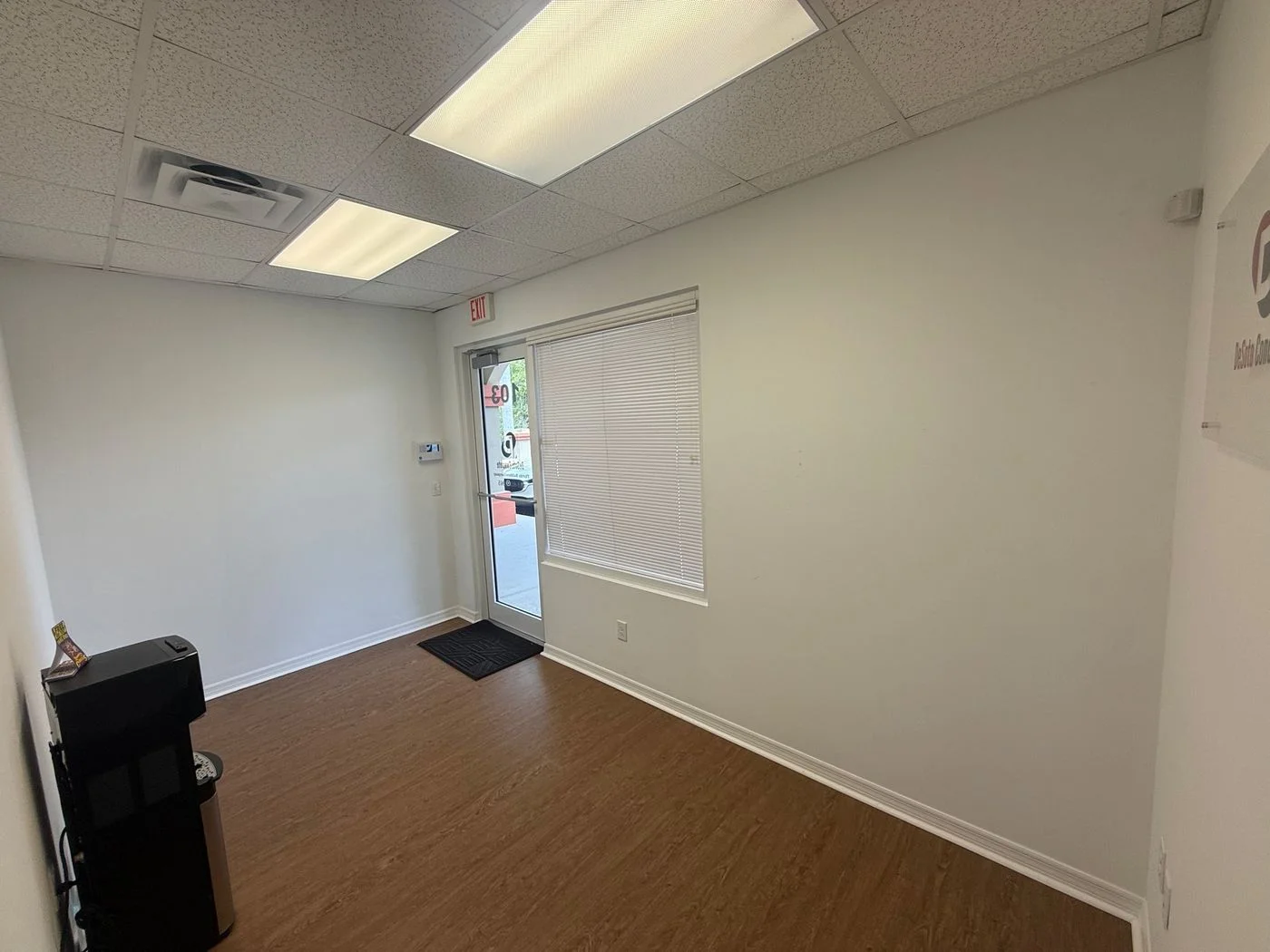 Photo 2 of 202 Rhodes Ave Unit 103, Sarasota, FL 34237